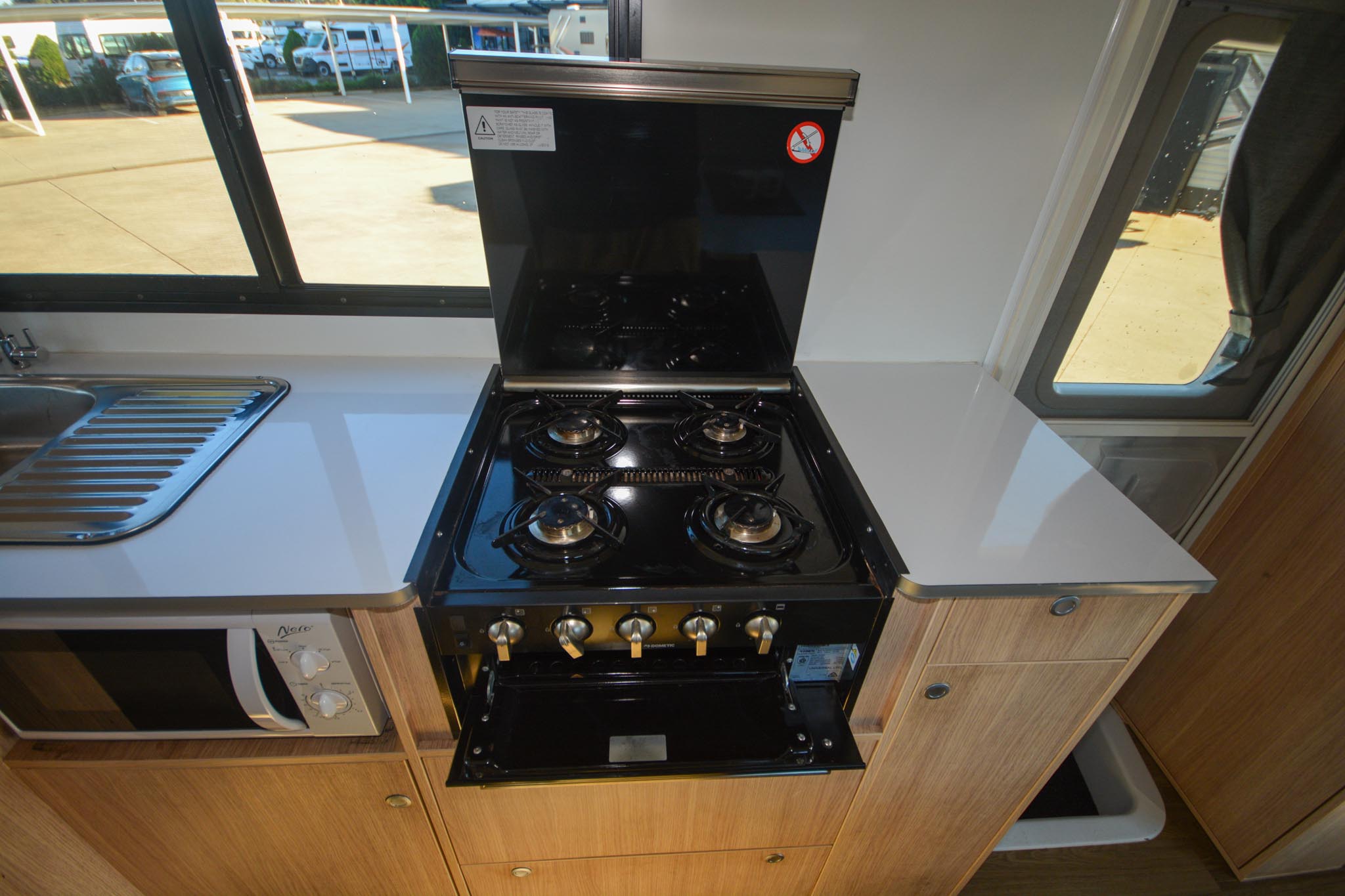 Carousel Popup Thumnails 40 - 2020 Kea River M721 Mercedes 6 Berth