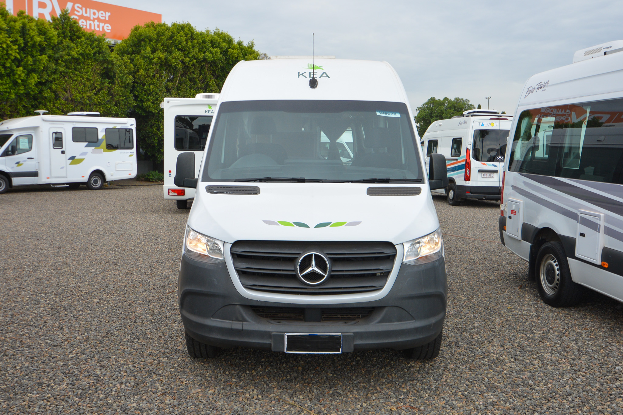 Carousel Popup Thumnails 5 - 2021 Kea Nomad M700 Mercedes 3 Berth