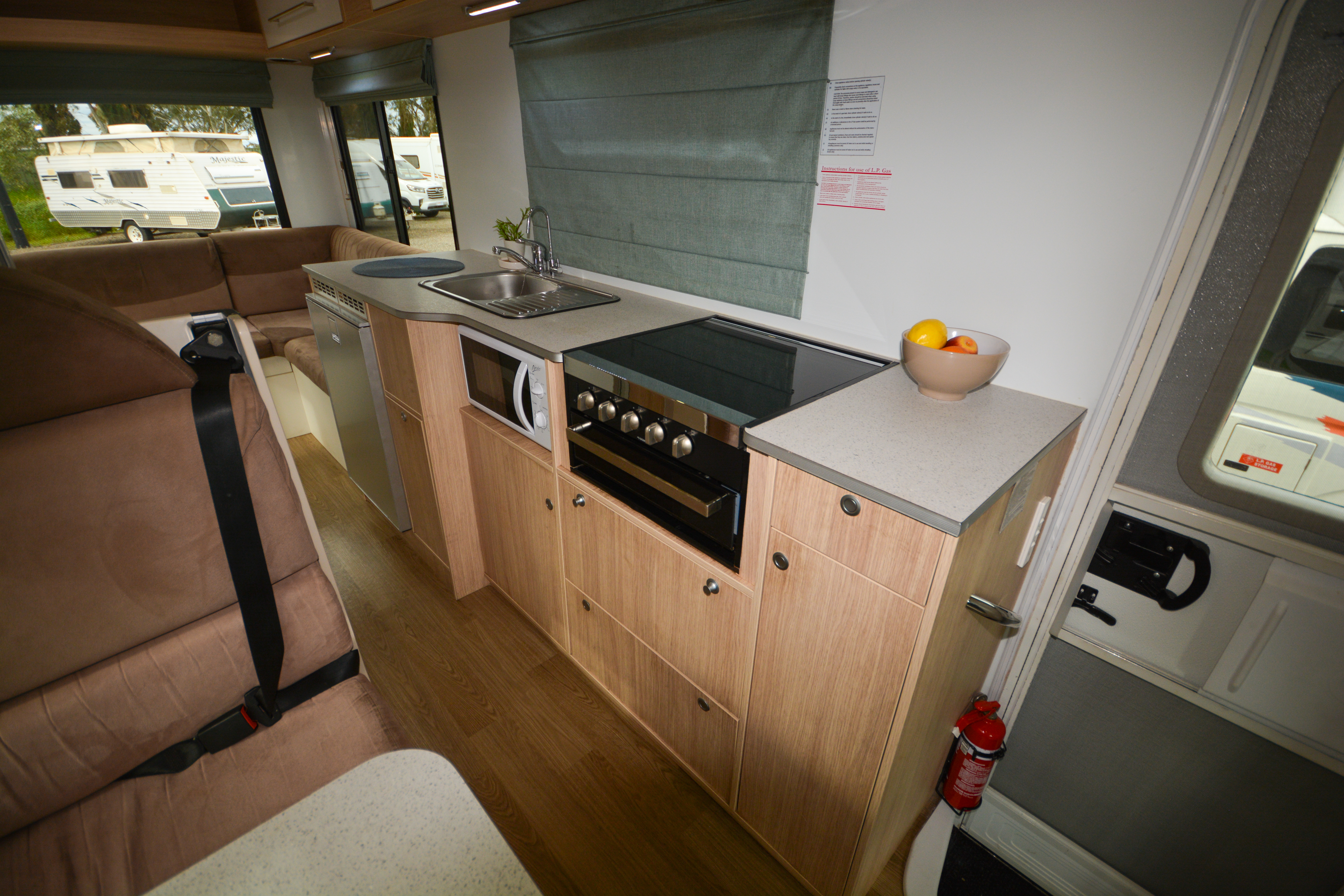 Carousel Popup Thumnails 37 - 2021 Kea River M721 Mercedes 6 Berth