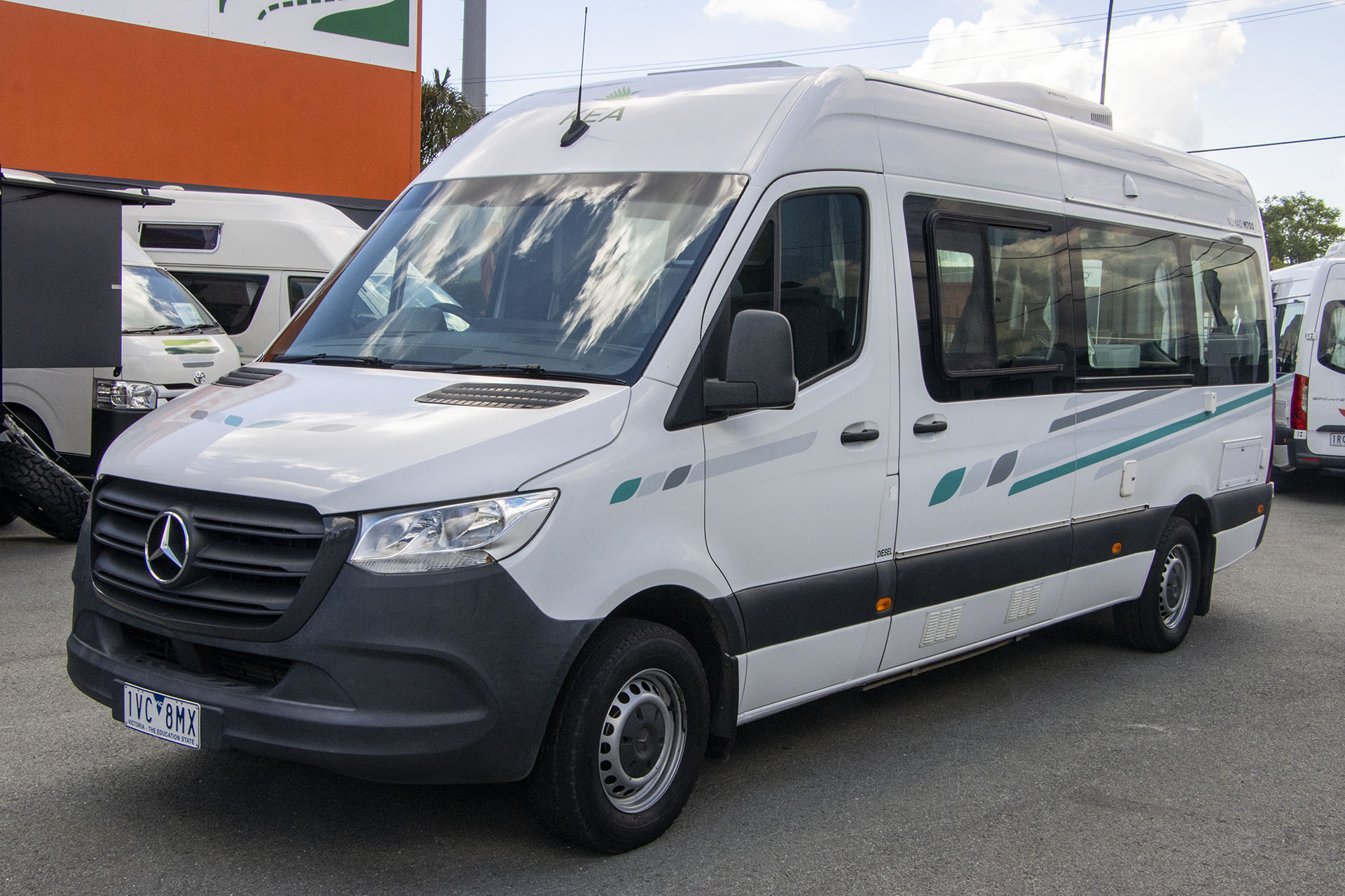 Carousel Popup Main - 2022 Kea Nomad M700 Mercedes 3 Berth