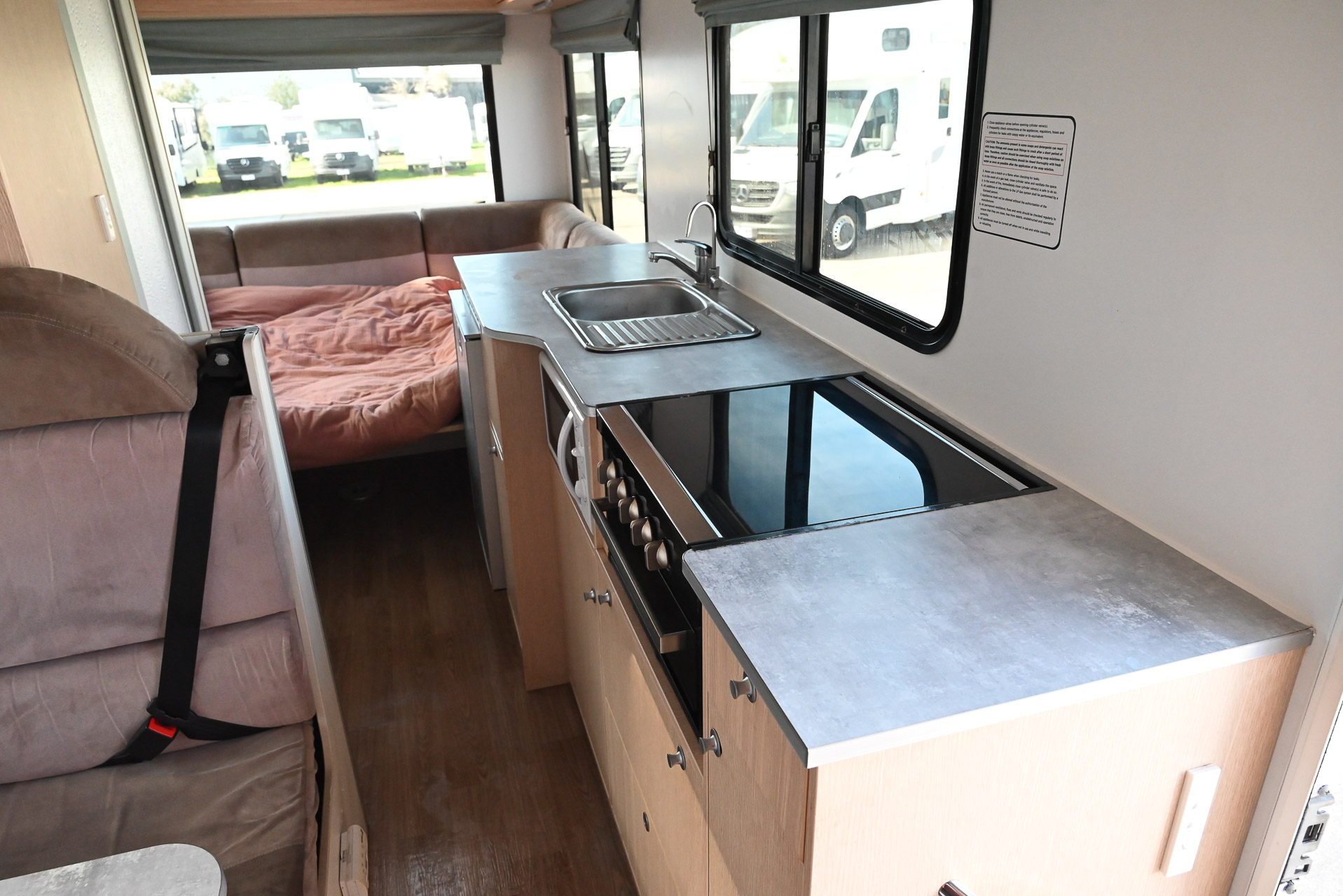 Carousel Popup Thumnails 21 - 2021 Kea River M721 Mercedes 6 Berth
