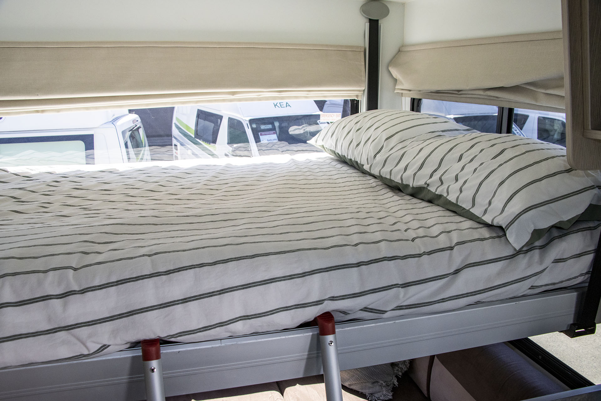 Carousel Popup Thumnails 24 - 2021 Windsor Cascade M670 Mercedes 4 Berth