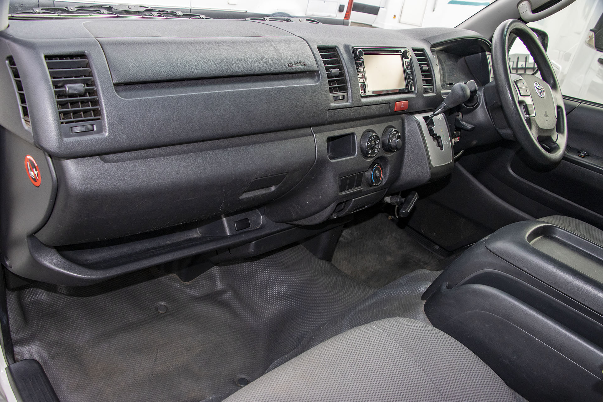Carousel Popup Thumnails 10 - 2018 Kea HiTop T490 Toyota 2 Berth