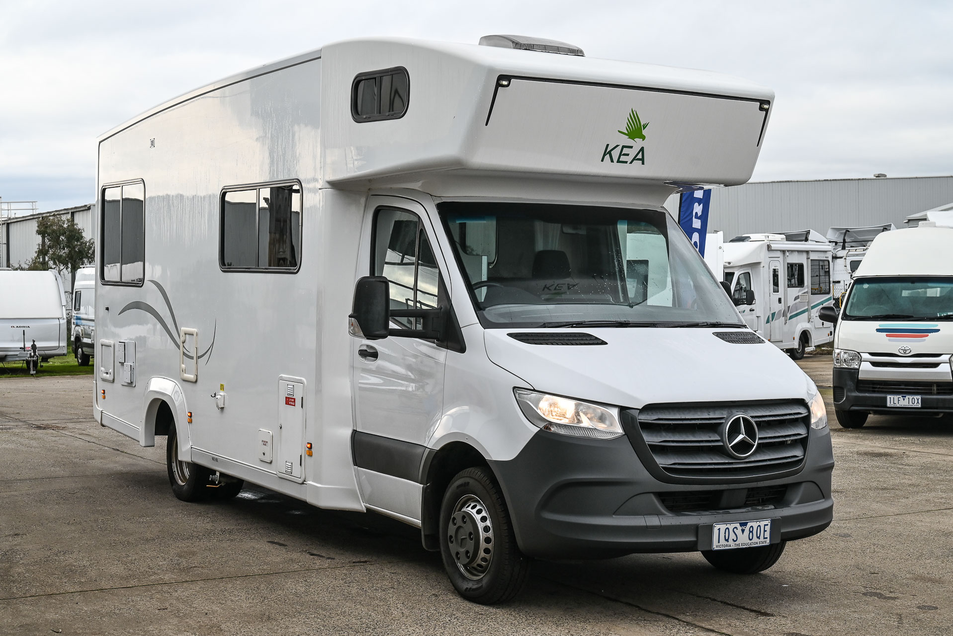 Carousel Popup Main - 2020 Kea River M721 Mercedes 6 Berth