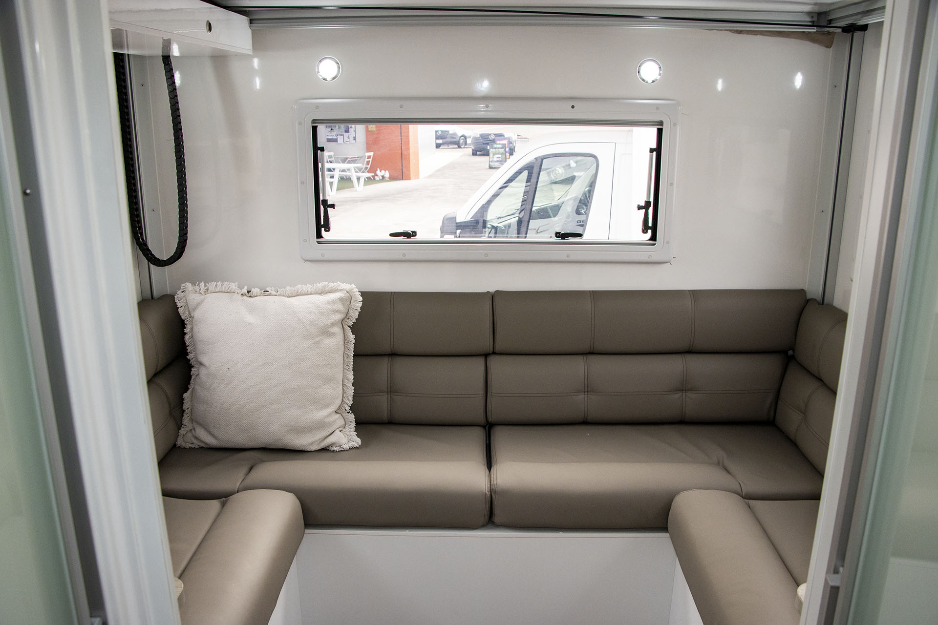 Carousel Popup Thumnails 25 - 2024 Windsor Flinders Fiat 4 Berth