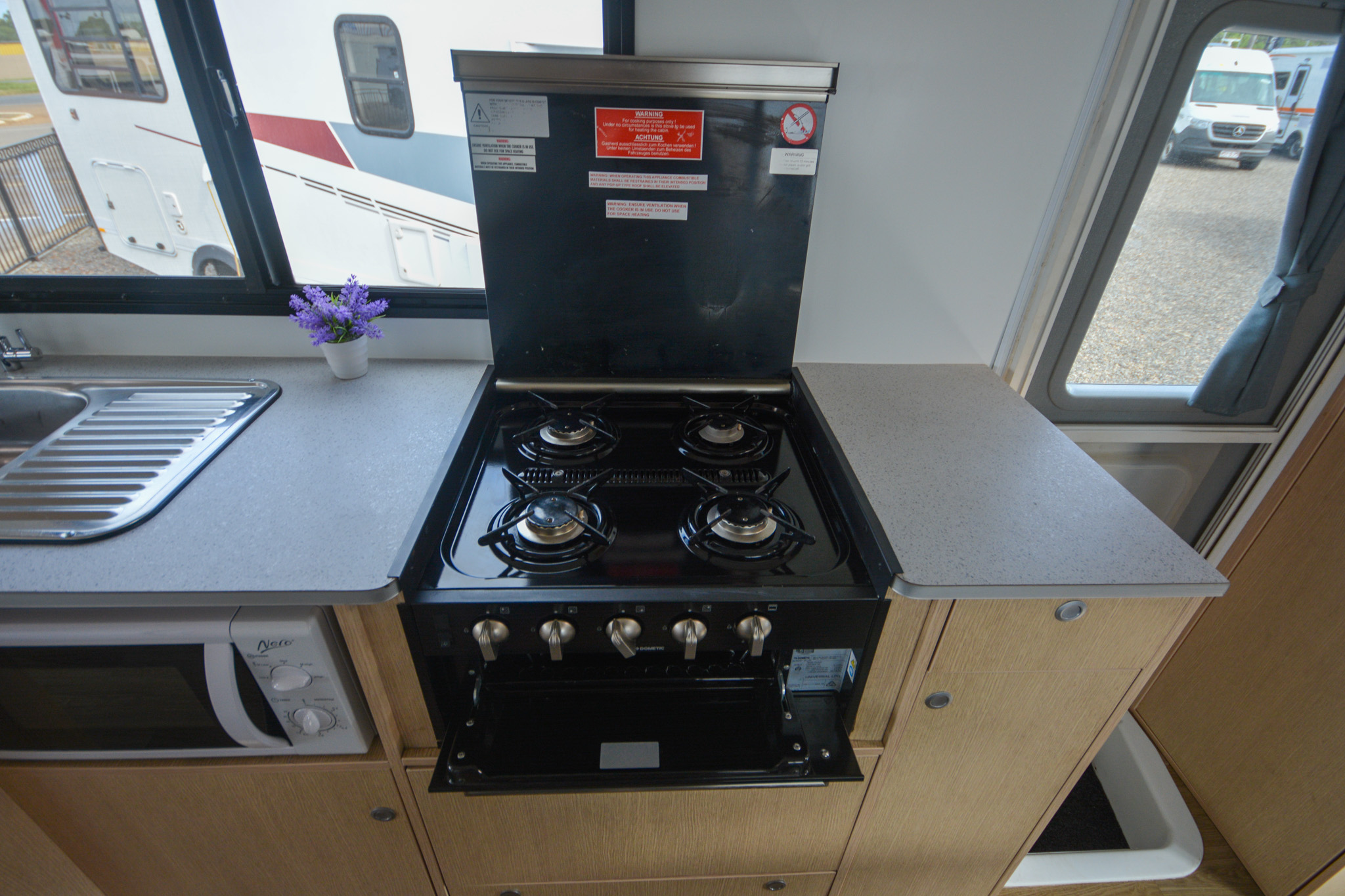 Carousel Popup Thumnails 33 - 2021 Kea River M721 Mercedes 6 Berth