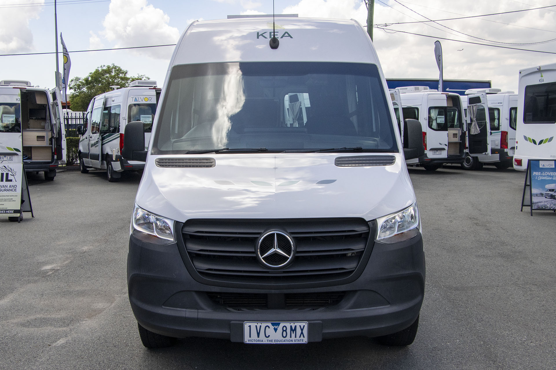 Carousel Popup Thumnails 3 - 2022 Kea Nomad M700 Mercedes 3 Berth