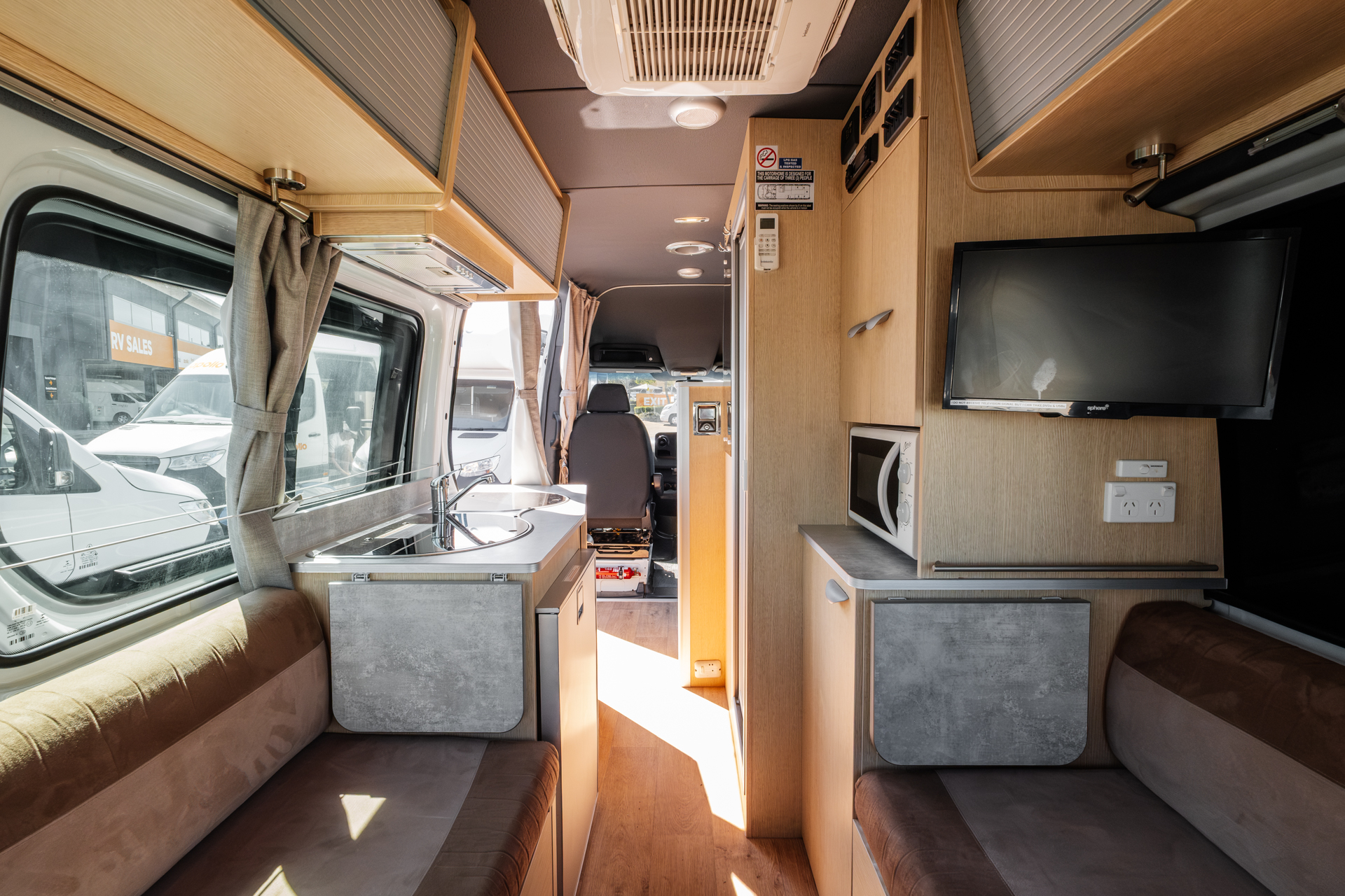 Carousel Popup Thumnails 39 - 2022 Kea Nomad M700 Mercedes 3 Berth