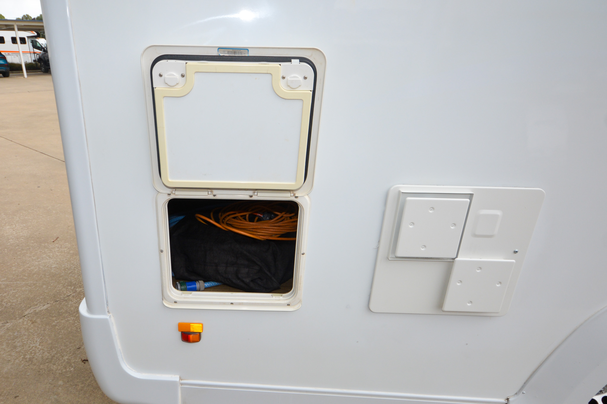 Carousel Popup Thumnails 11 - 2020 Kea River M721 Mercedes 6 Berth
