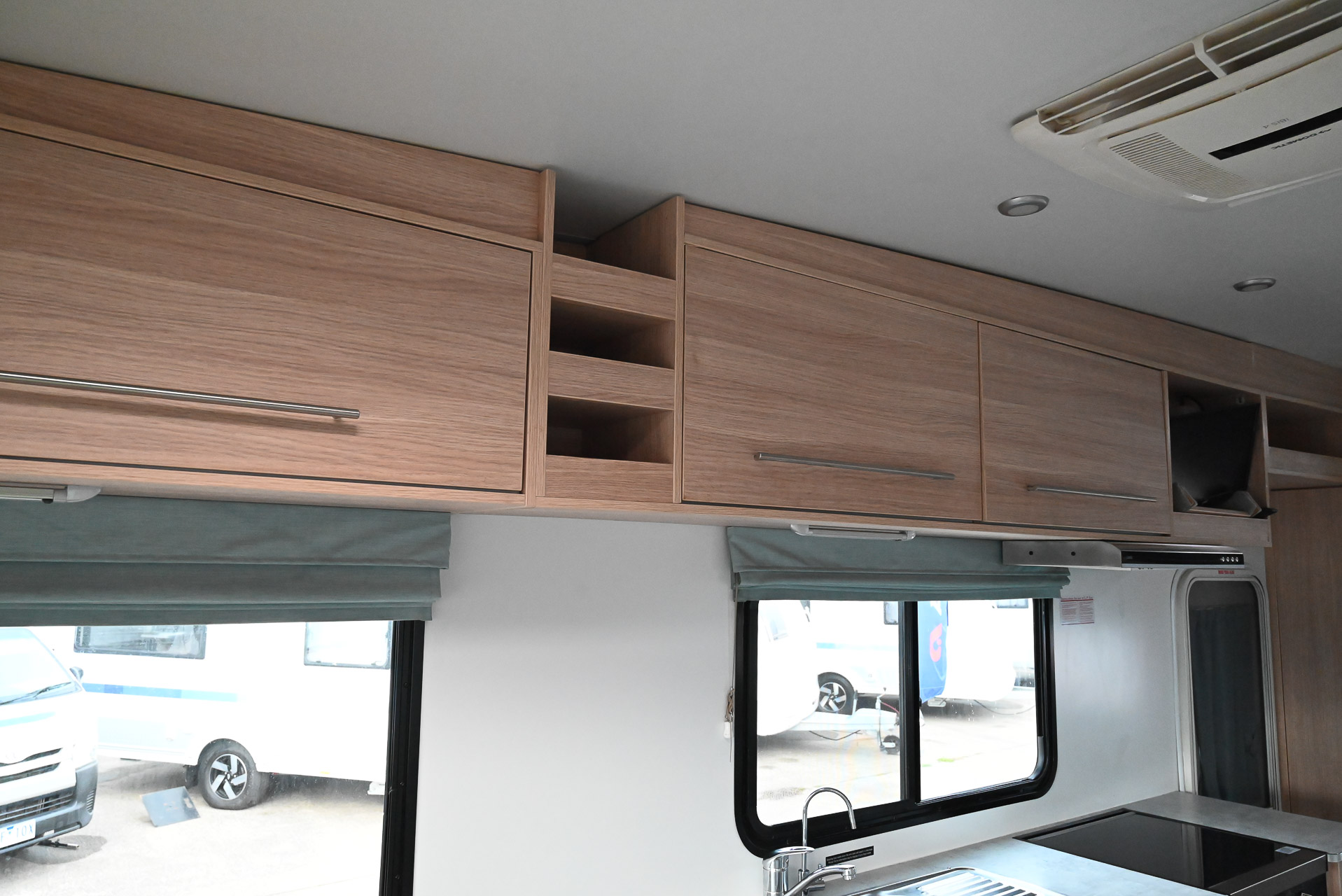 Carousel Popup Thumnails 27 - 2020 Kea River M721 Mercedes 6 Berth