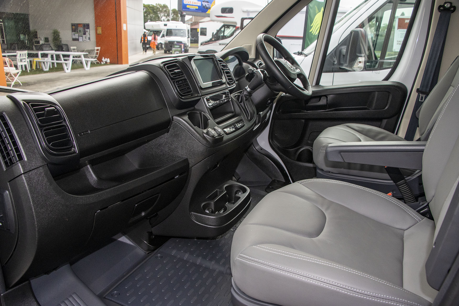Carousel Popup Thumnails 7 - 2023 Windsor Simpson Fiat 4 Berth