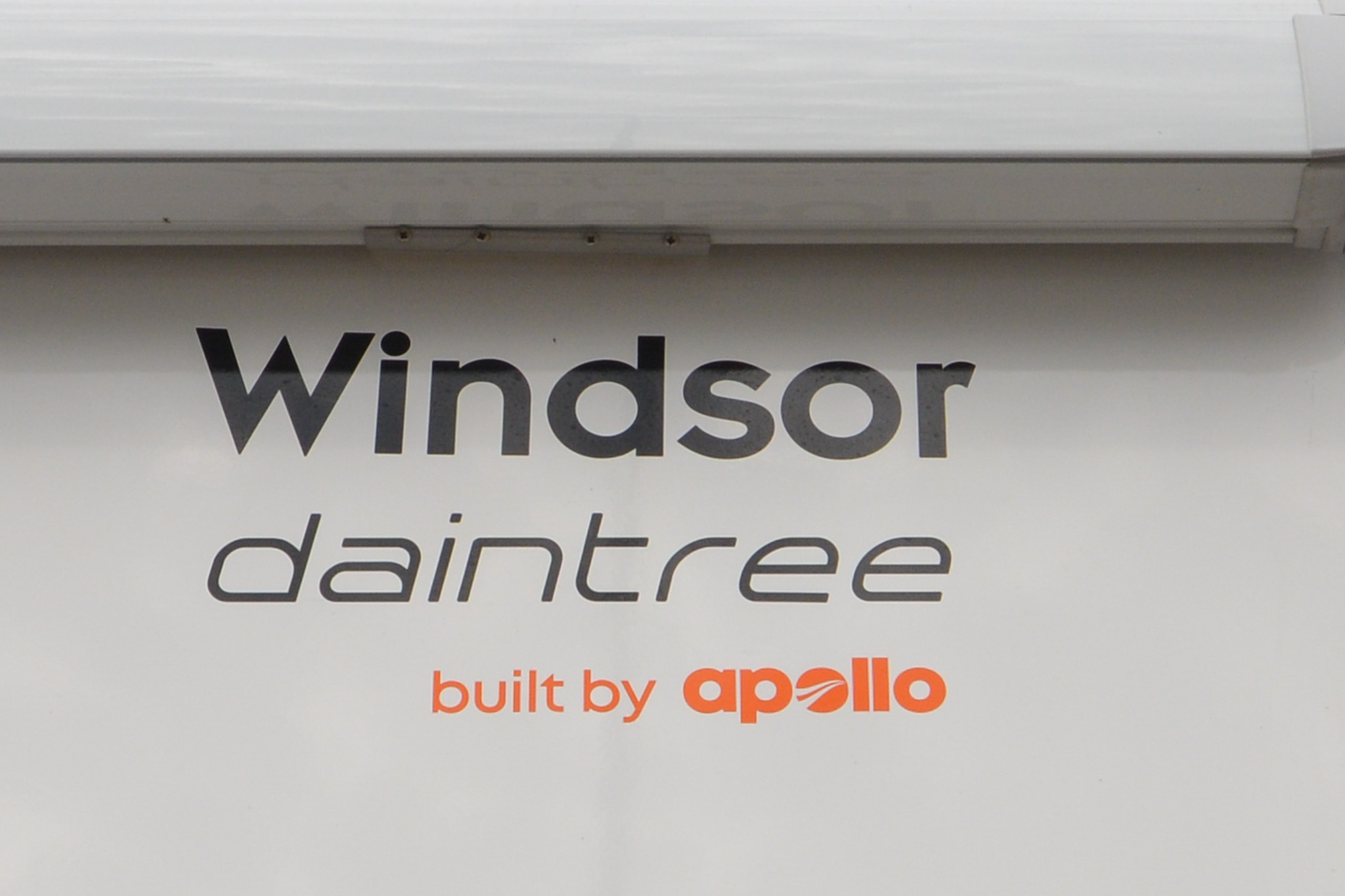 Carousel Popup Thumnails 15 - 2024 Windsor Daintree Renault 2 Berth