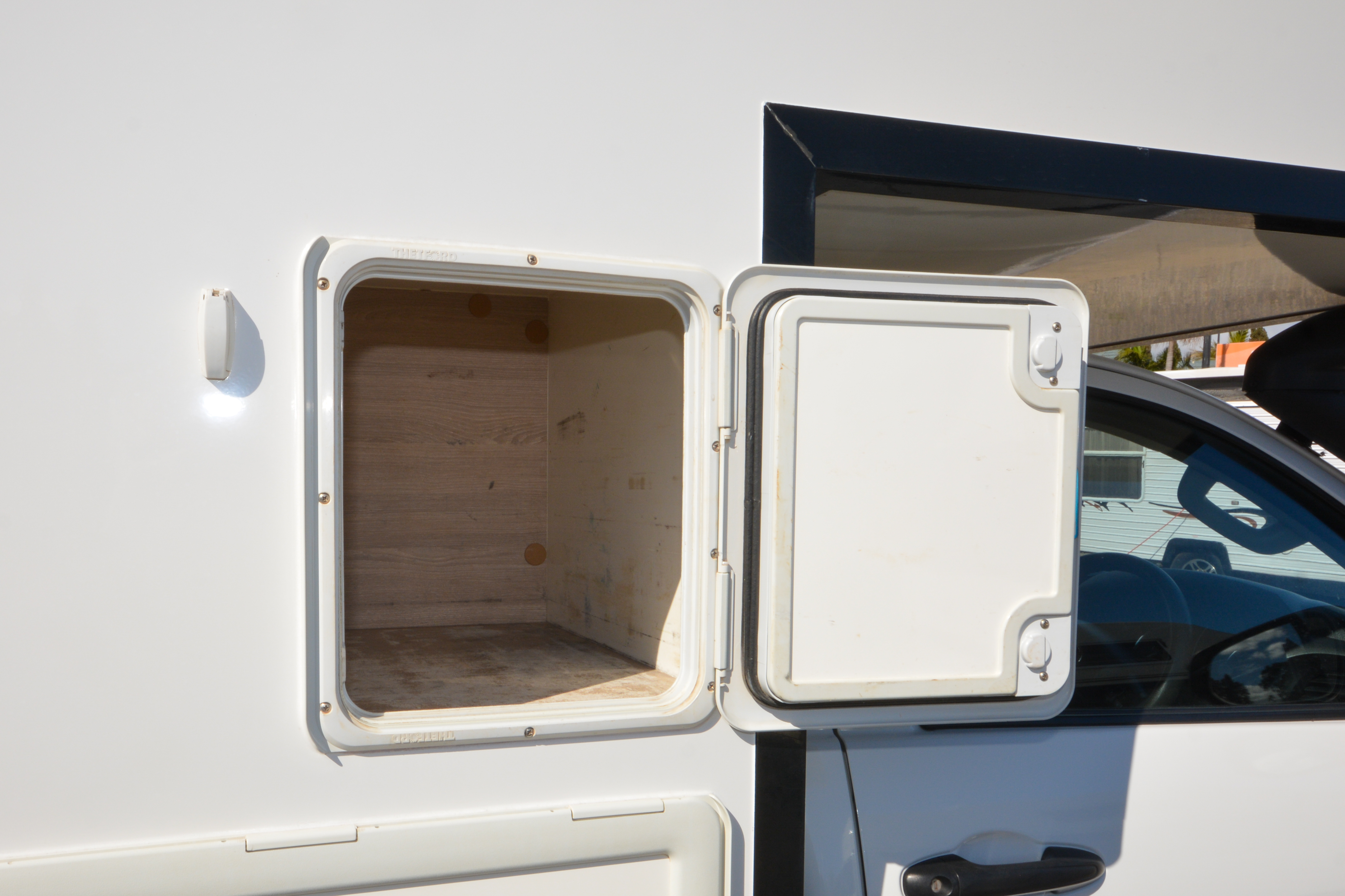 Carousel Popup Thumnails 14 - 2022 Talvor Adventure Camper Toyota 2 Berth