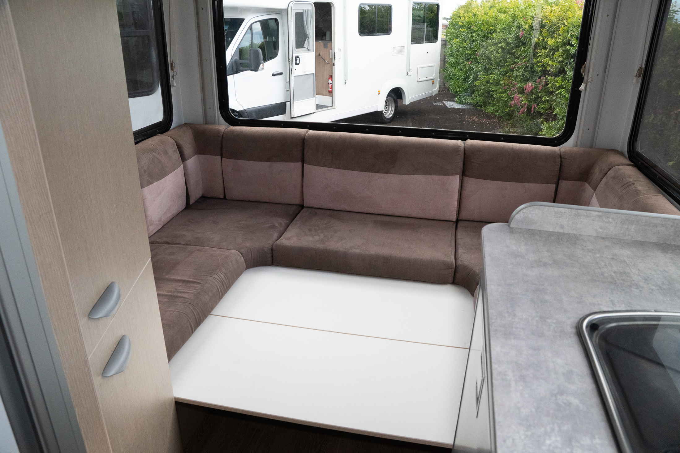 Carousel Popup Thumnails 20 - 2021 Kea Discovery M660 Mercedes 4 Berth