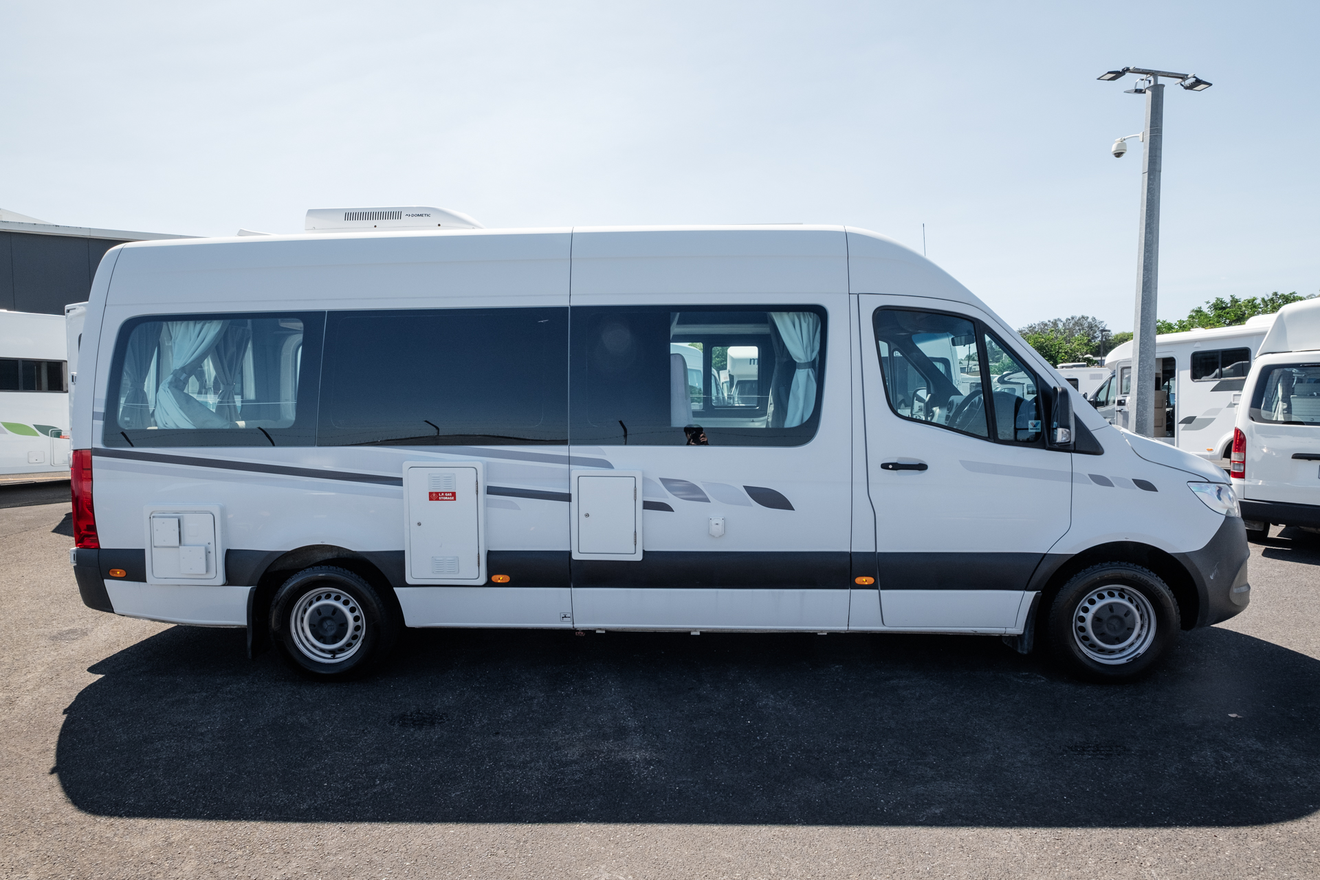 Carousel Popup Thumnails 7 - 2021 Kea Nomad M700 Mercedes 3 Berth