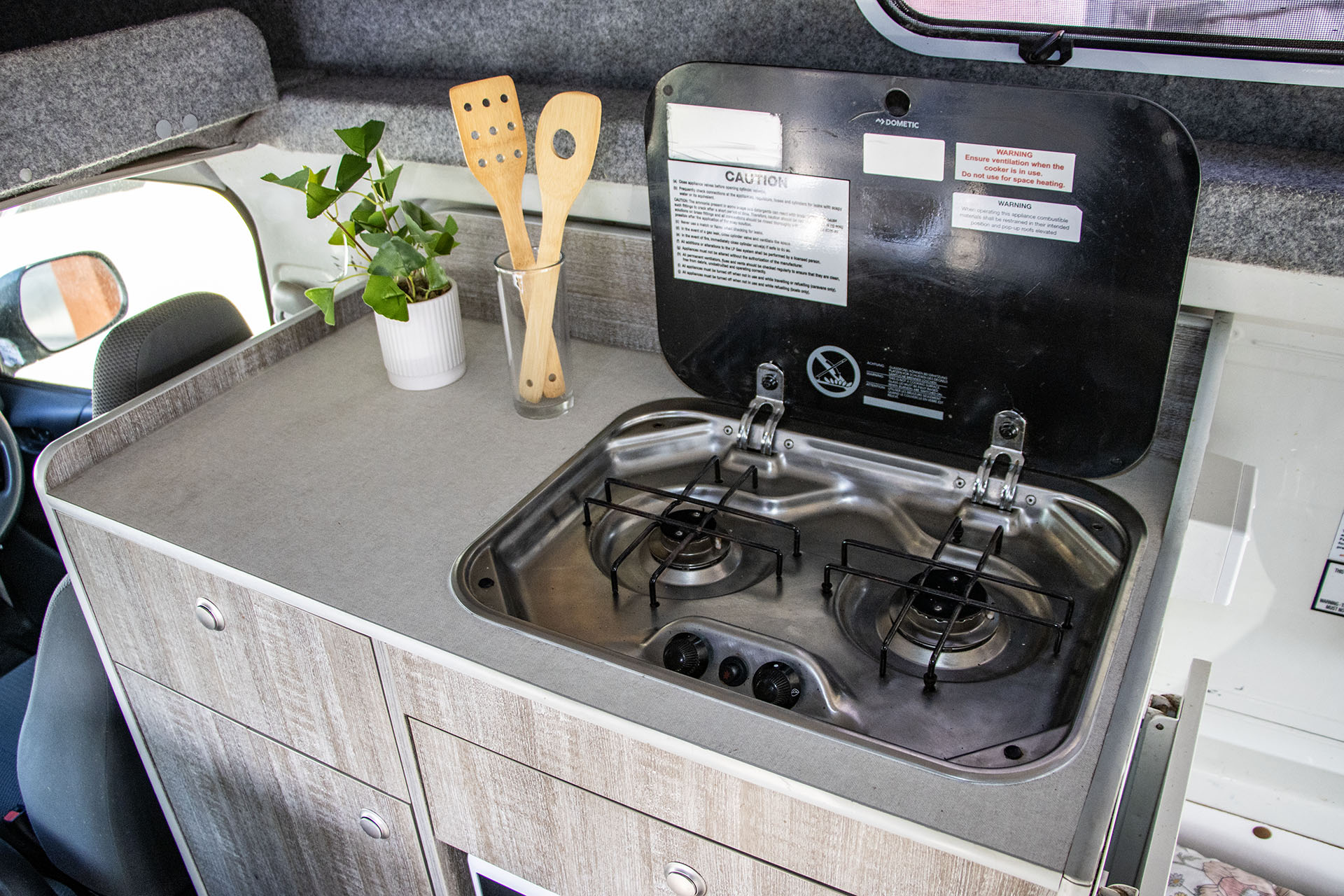 Carousel Popup Thumnails 21 - 2018 Talvor HiTop T490 Toyota 2 Berth