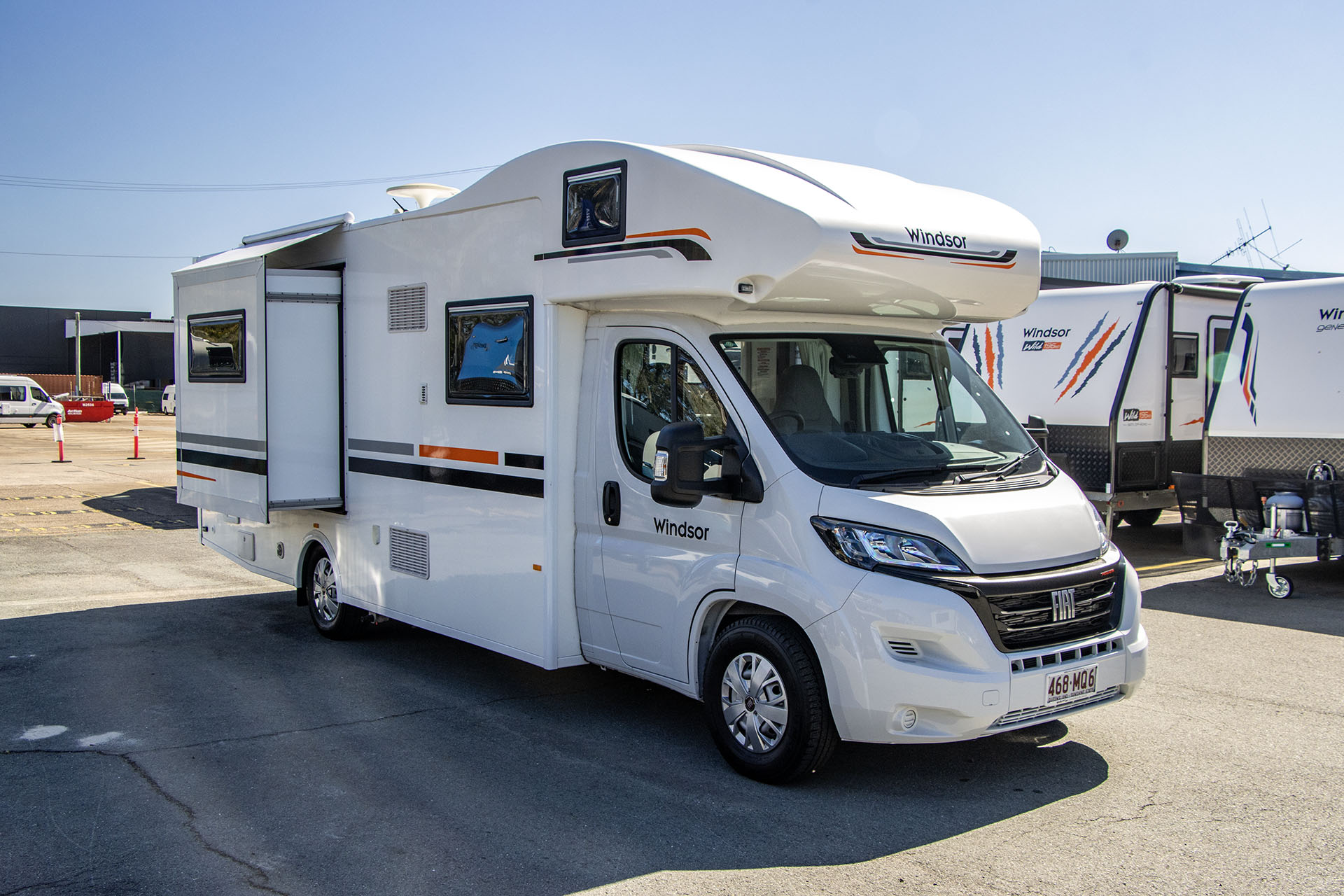 Carousel Popup Thumnails 3 - 2024 Windsor Simpson Fiat 4 Berth