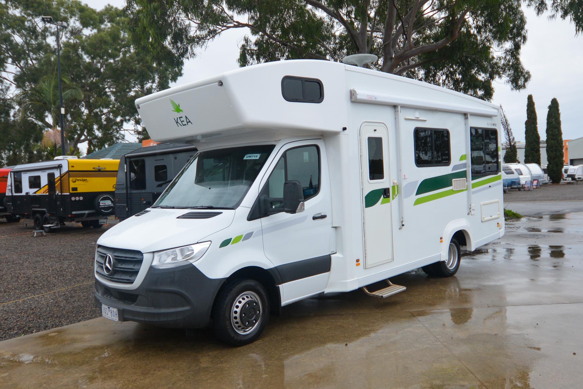 Carousel Popup Main - 2020 Kea River M721 Mercedes 6 Berth
