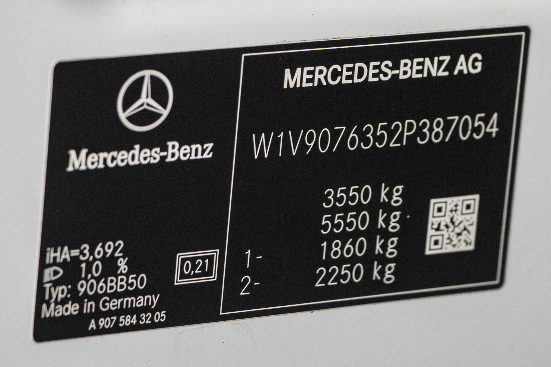 Carousel Popup Thumnails 29 - 2022 Kea Nomad M700 Mercedes 3 Berth