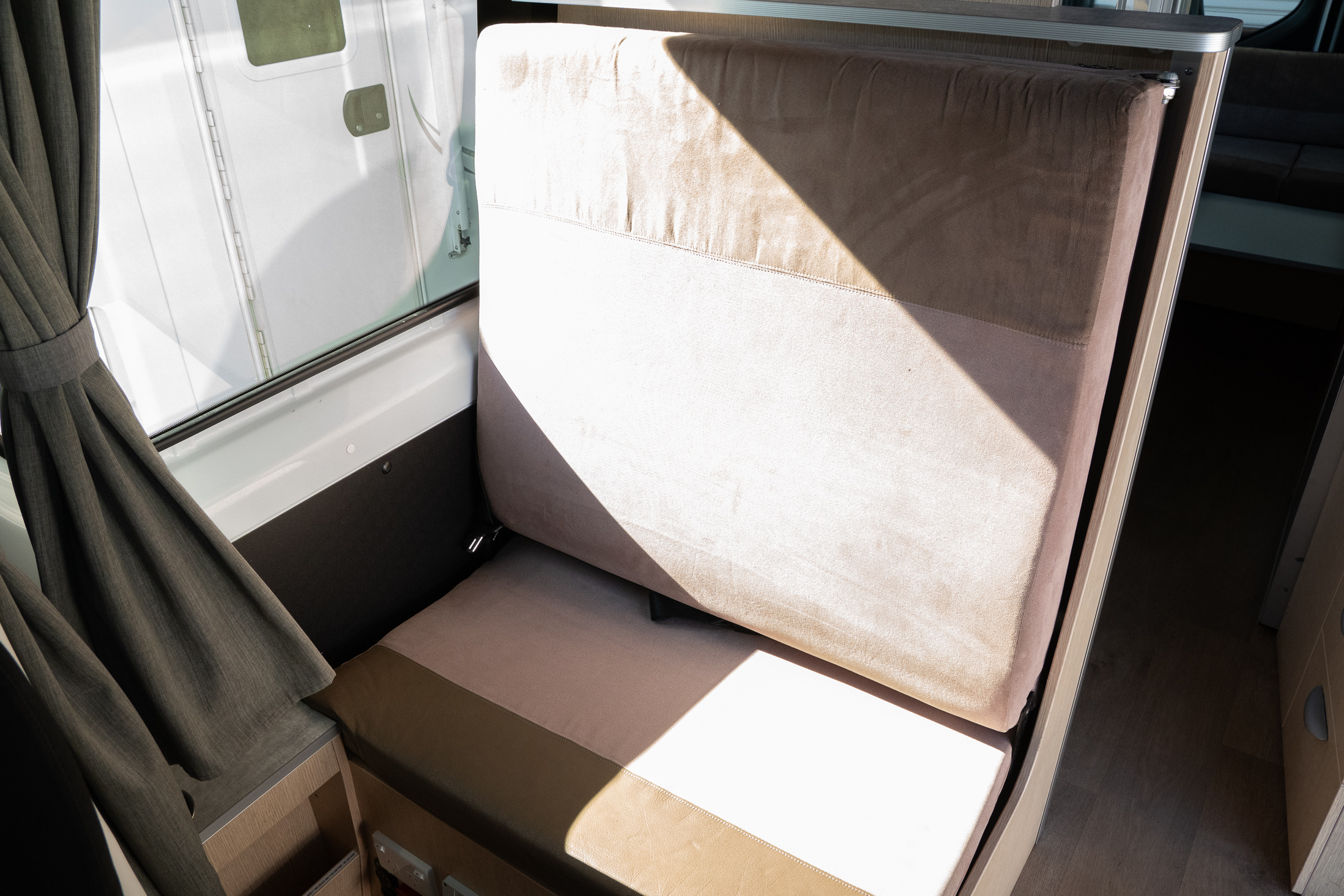 Carousel Popup Thumnails 20 - 2022 Kea Nomad M700 Mercedes 3 Berth