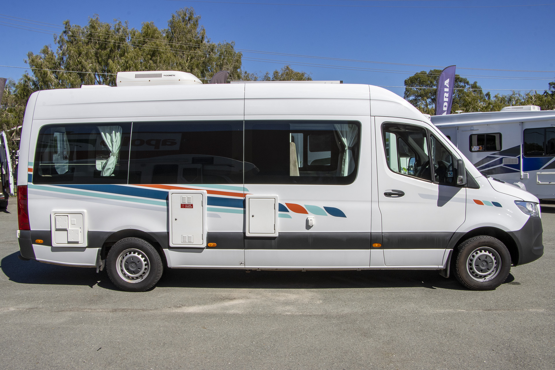Carousel Popup Thumnails 7 - 2020 Kea Nomad M700 Mercedes 3 Berth