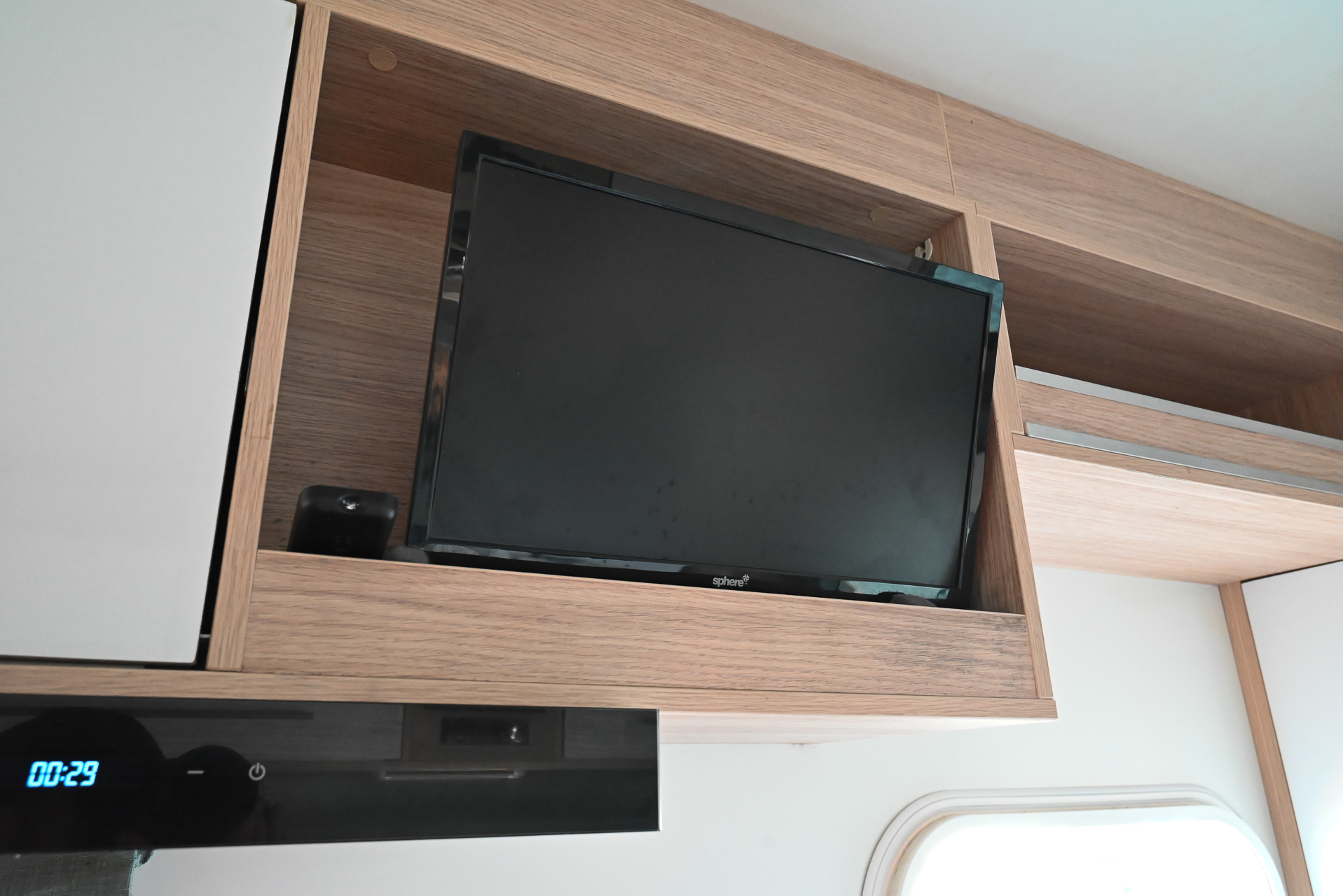 Carousel Popup Thumnails 21 - 2021 Kea River M721 Mercedes 6 Berth