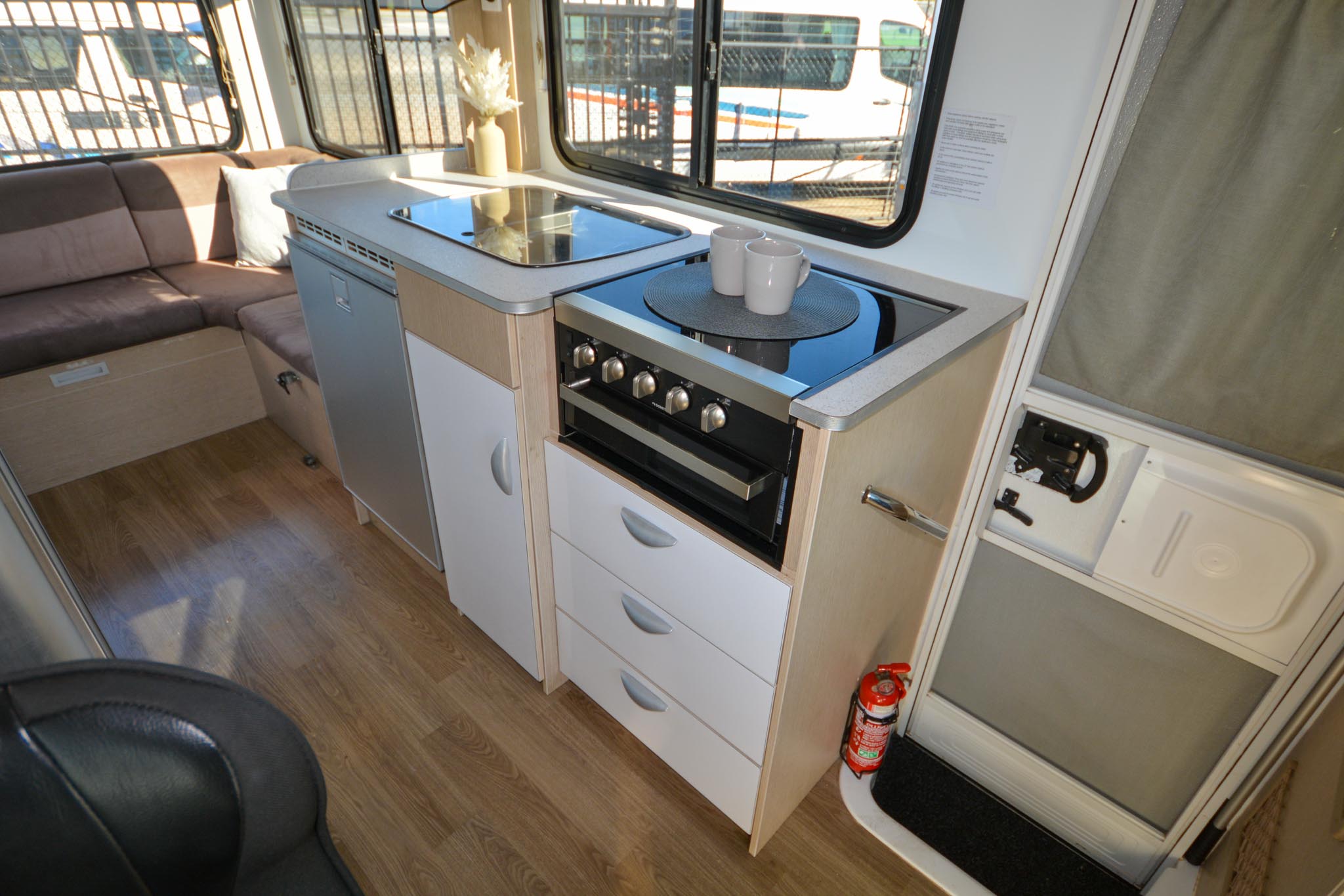Carousel Popup Thumnails 34 - 2021 Kea Discovery M660 Mercedes 4 Berth