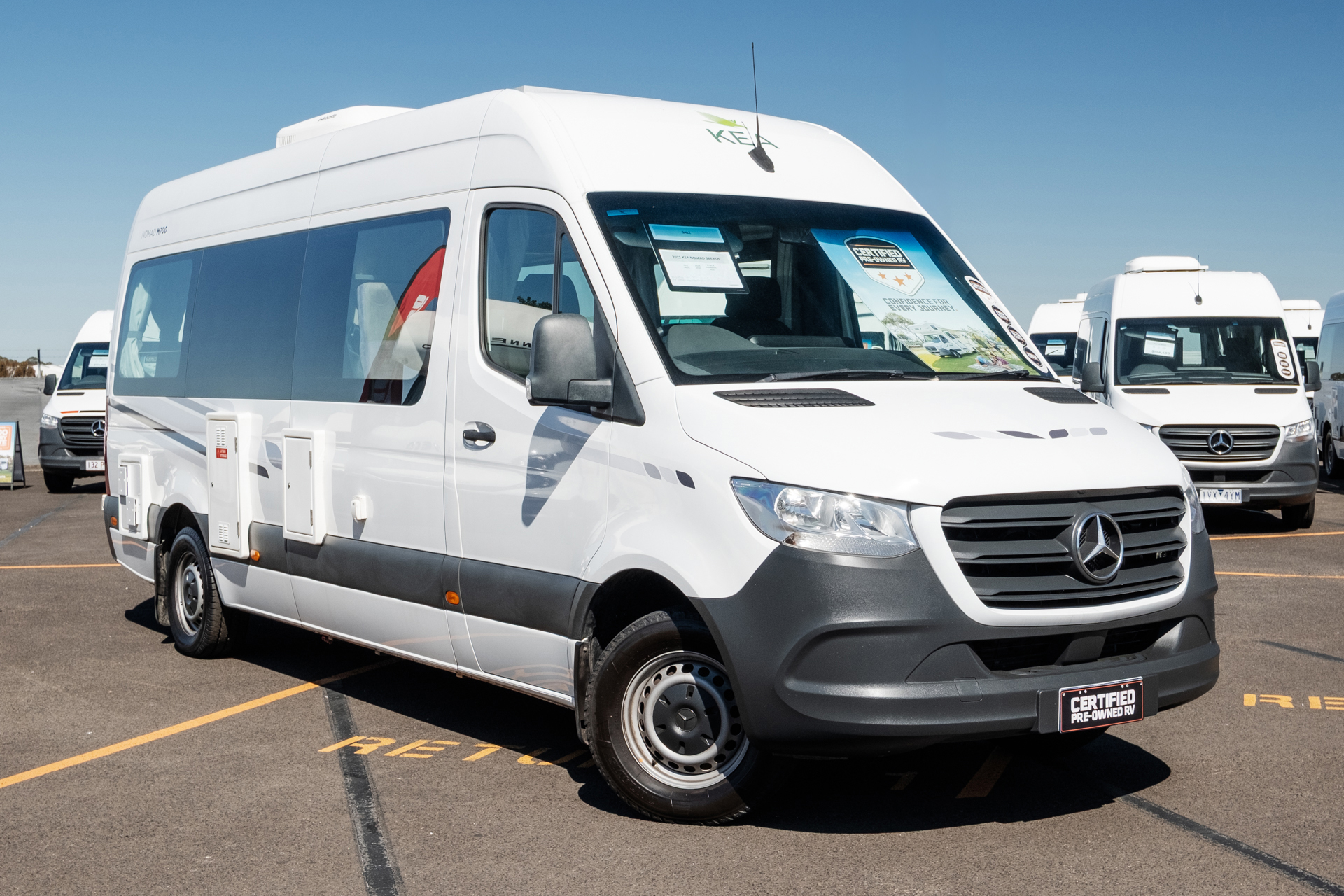 Carousel Popup Main - 2022 Kea Nomad M700 Mercedes 3 Berth