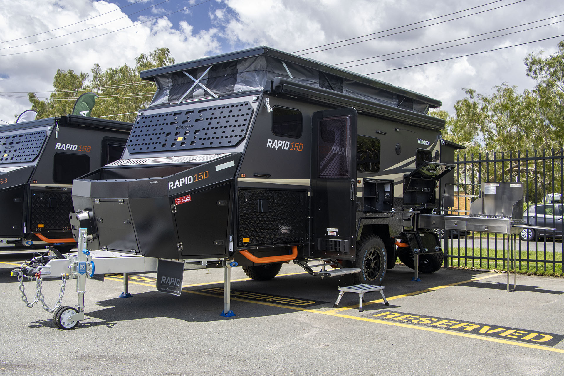 Carousel Popup Main - 2025 Windsor Rapid 15D