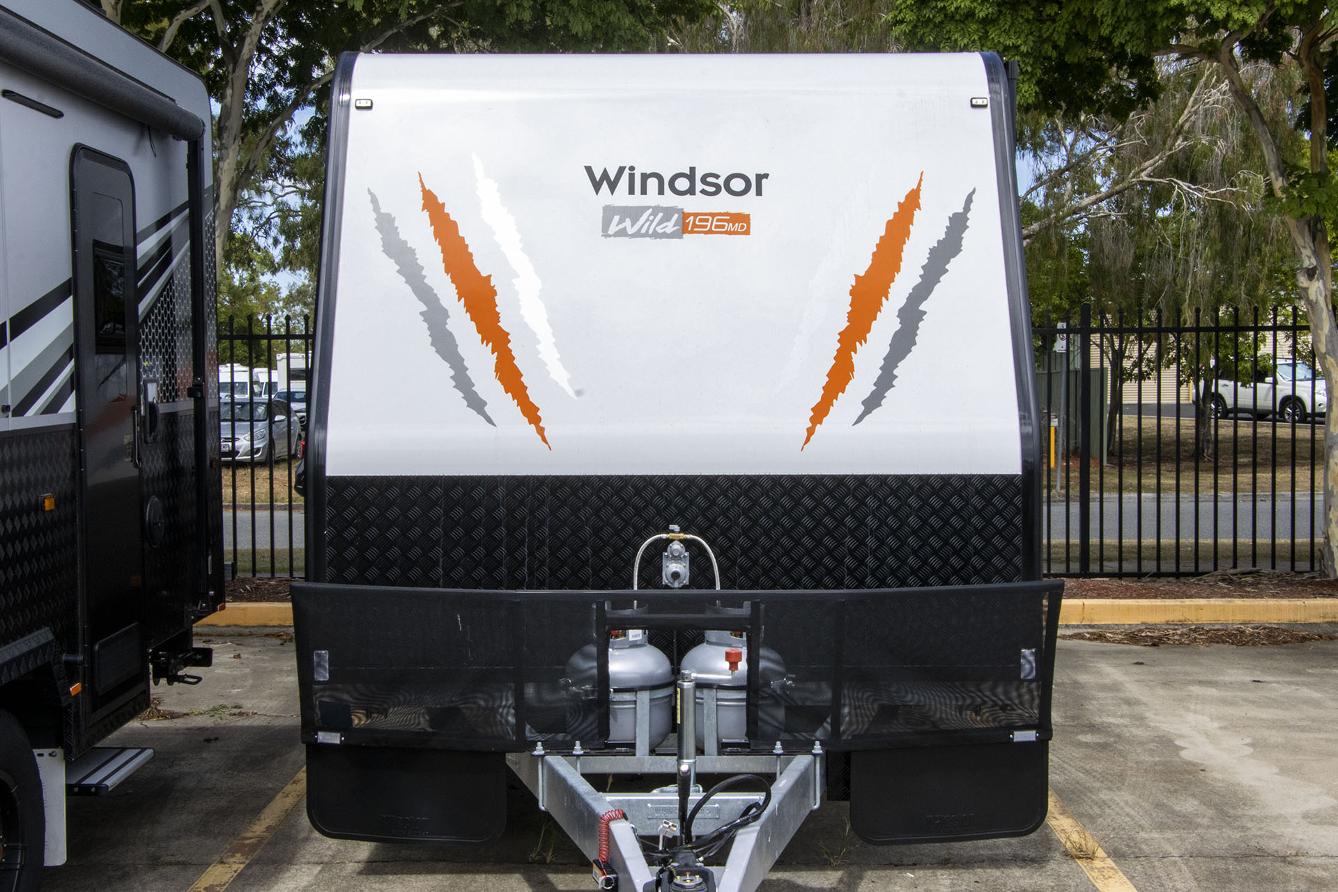 Carousel Popup Thumnails 4 - 2025 Windsor Wild Semi Off Road 196MD
