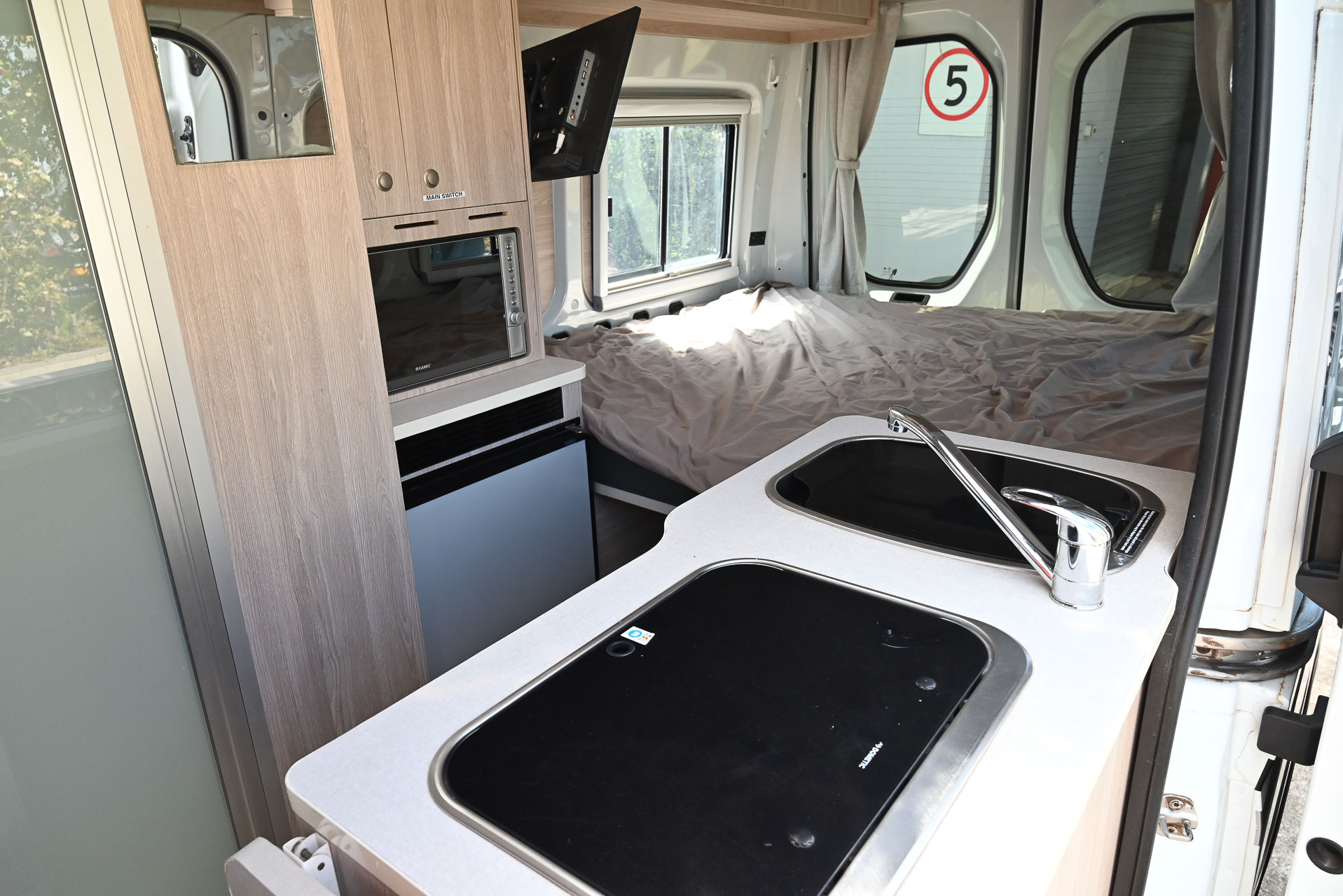 Carousel Popup Thumnails 21 - 2022 Talvor Euro Mini LDV 2 Berth