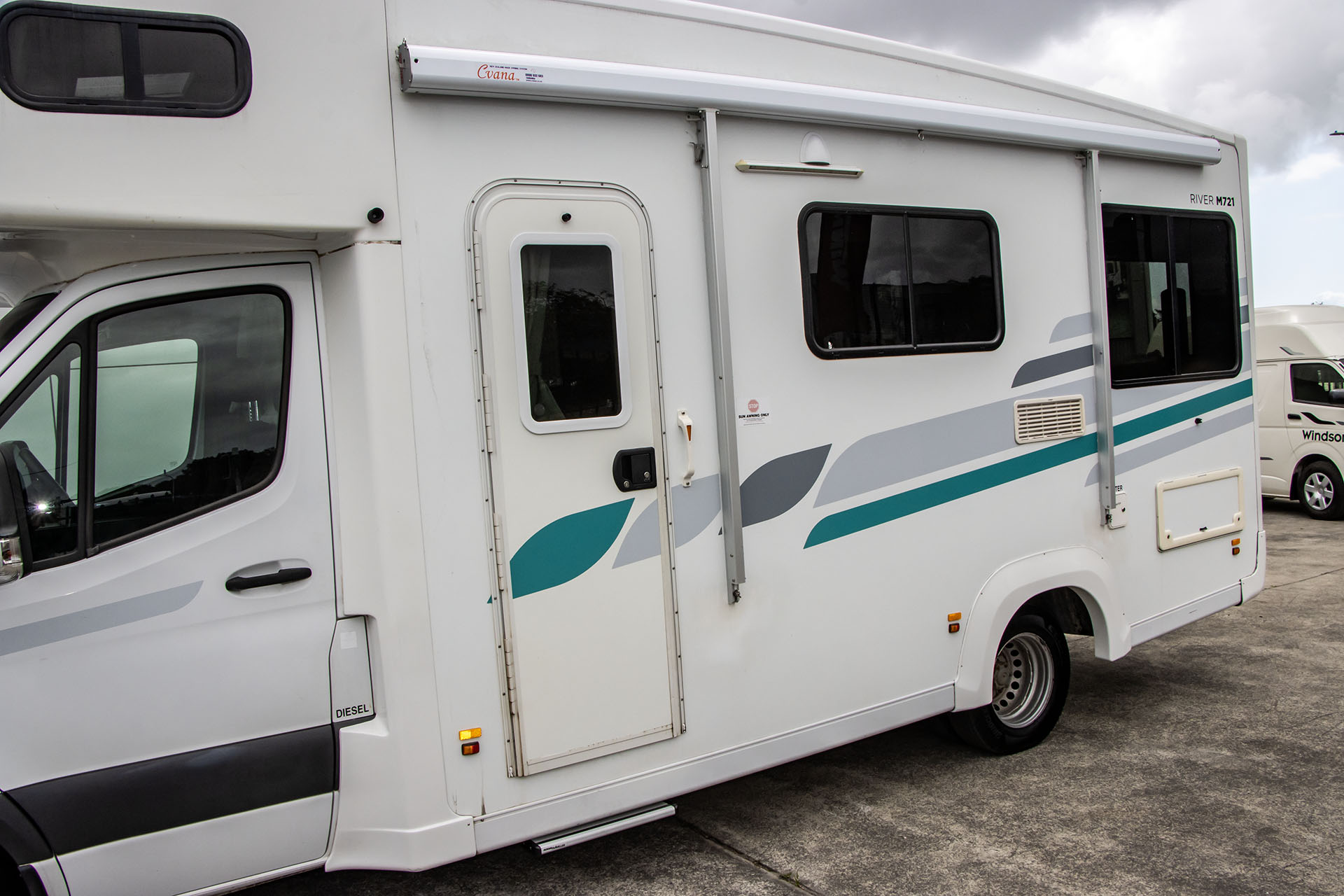 Carousel Popup Thumnails 10 - 2019 Kea River M721 Mercedes 6 Berth