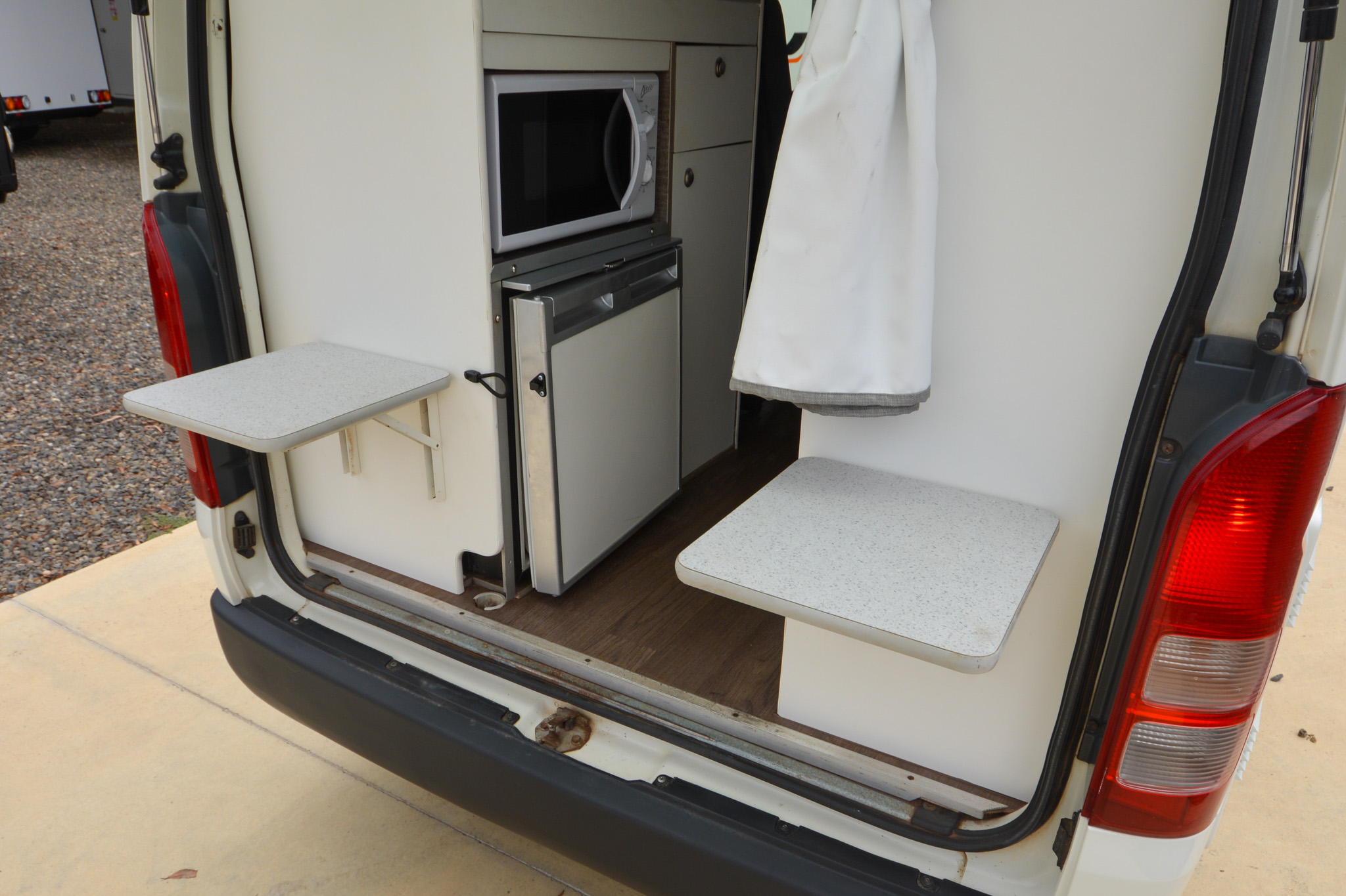 Carousel Popup Thumnails 11 - 2018 Talvor Endeavour Toyota HiAce 4 Berth