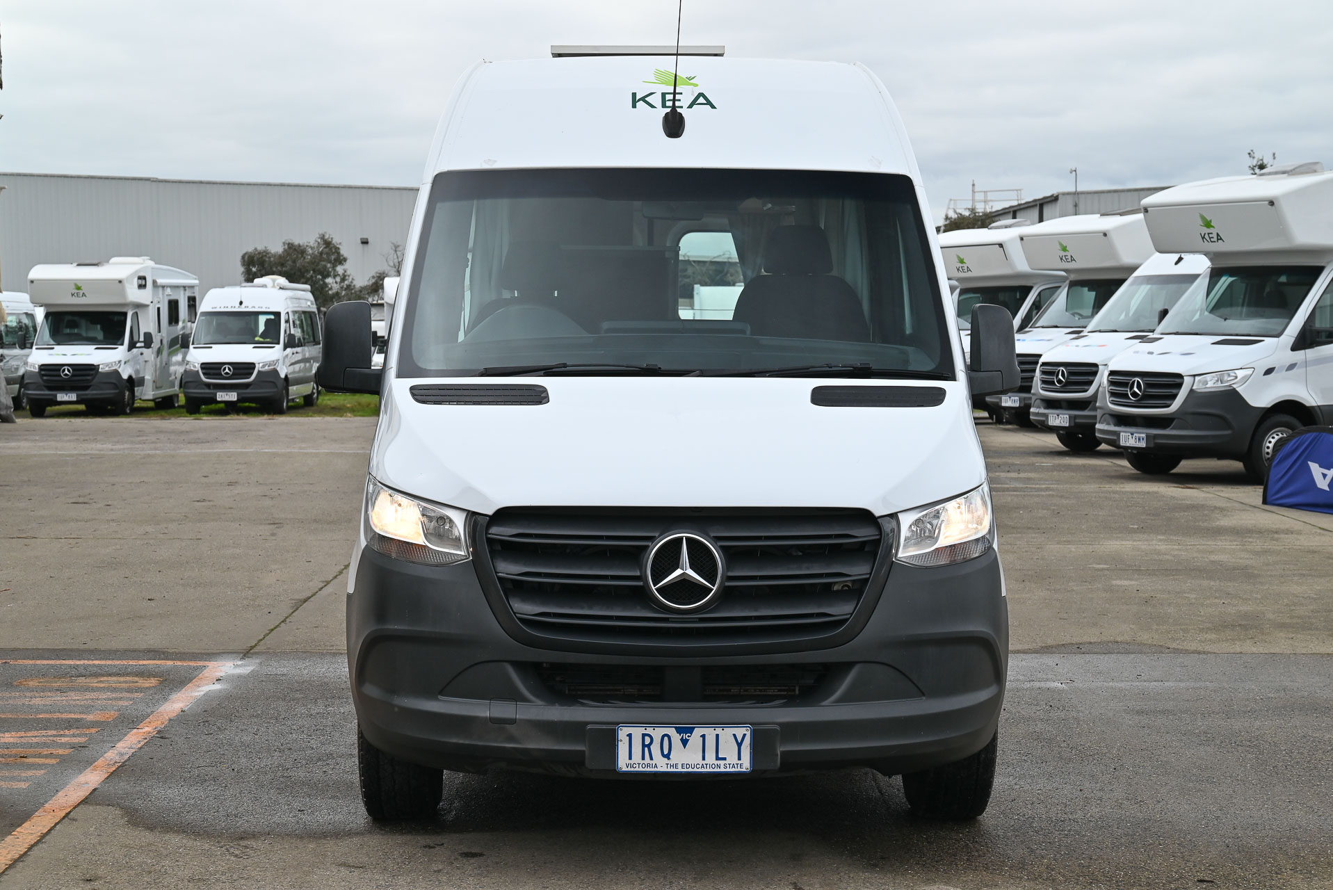Carousel Popup Thumnails 3 - 2021 Kea Nomad M700 Mercedes 3 Berth
