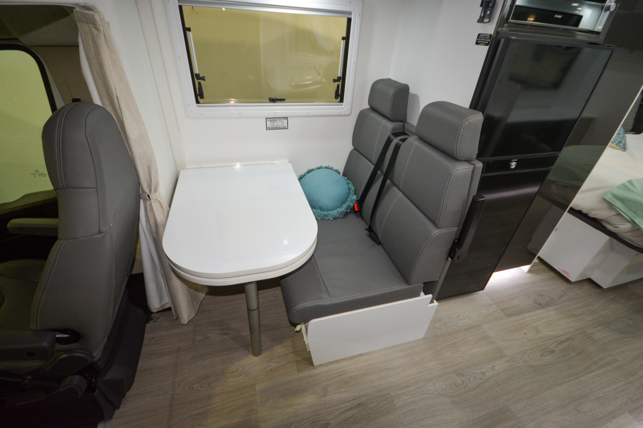 Carousel Popup Thumnails 23 - 2024 Windsor Simpson Fiat 4 Berth
