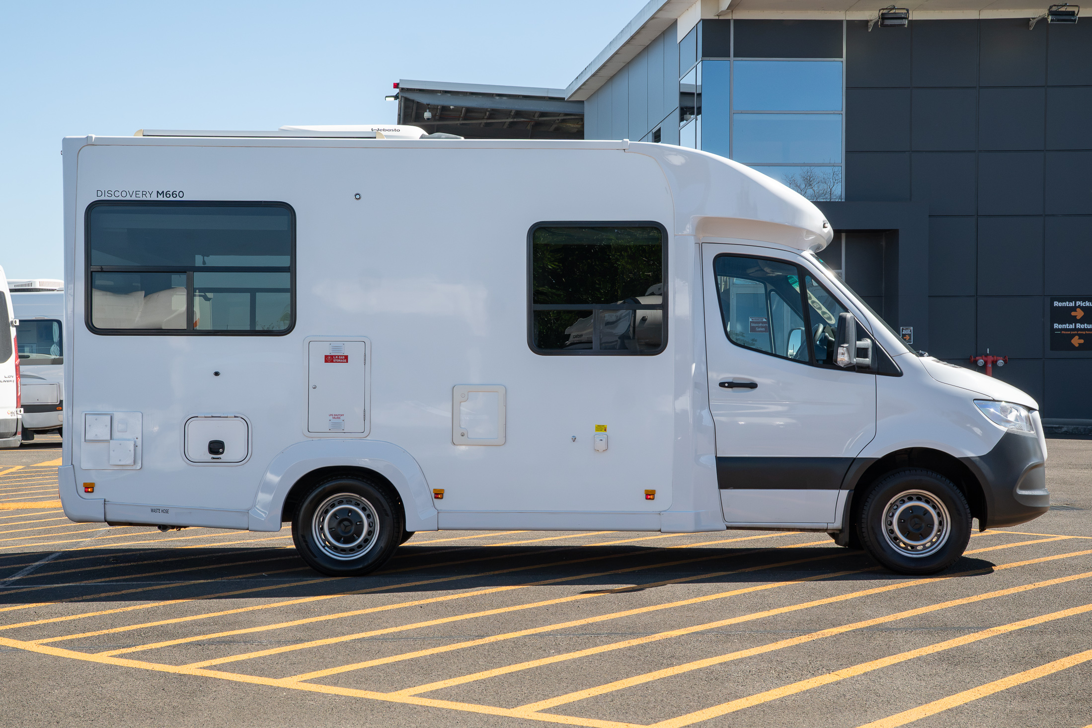 Carousel Popup Thumnails 9 - 2021 Kea Discovery M660 Mercedes 4 Berth