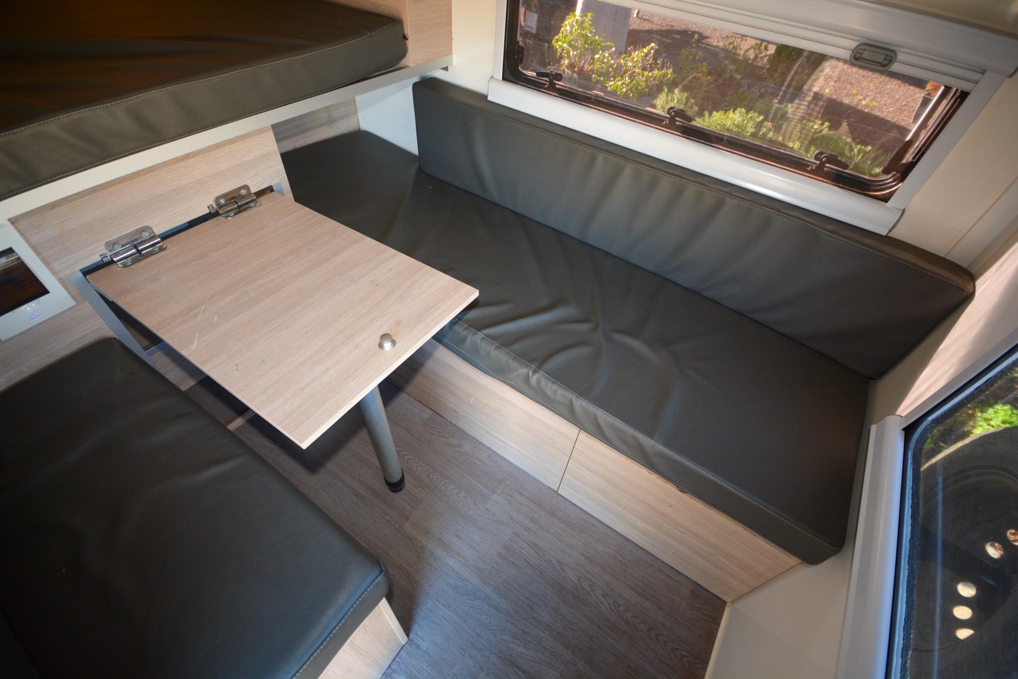 Carousel Popup Thumnails 26 - 2022 Windsor Maverick T590