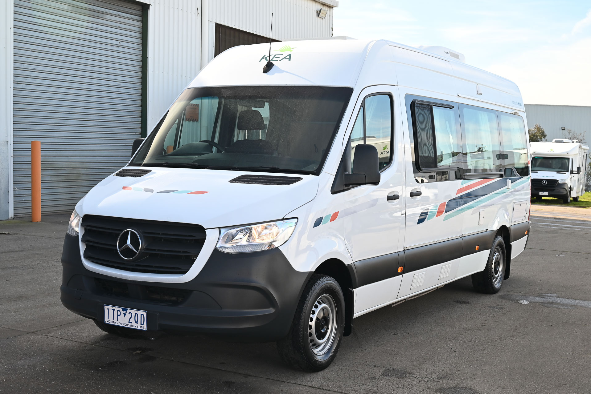 Carousel Popup Main - 2021 Kea Nomad M700 Mercedes 3 Berth