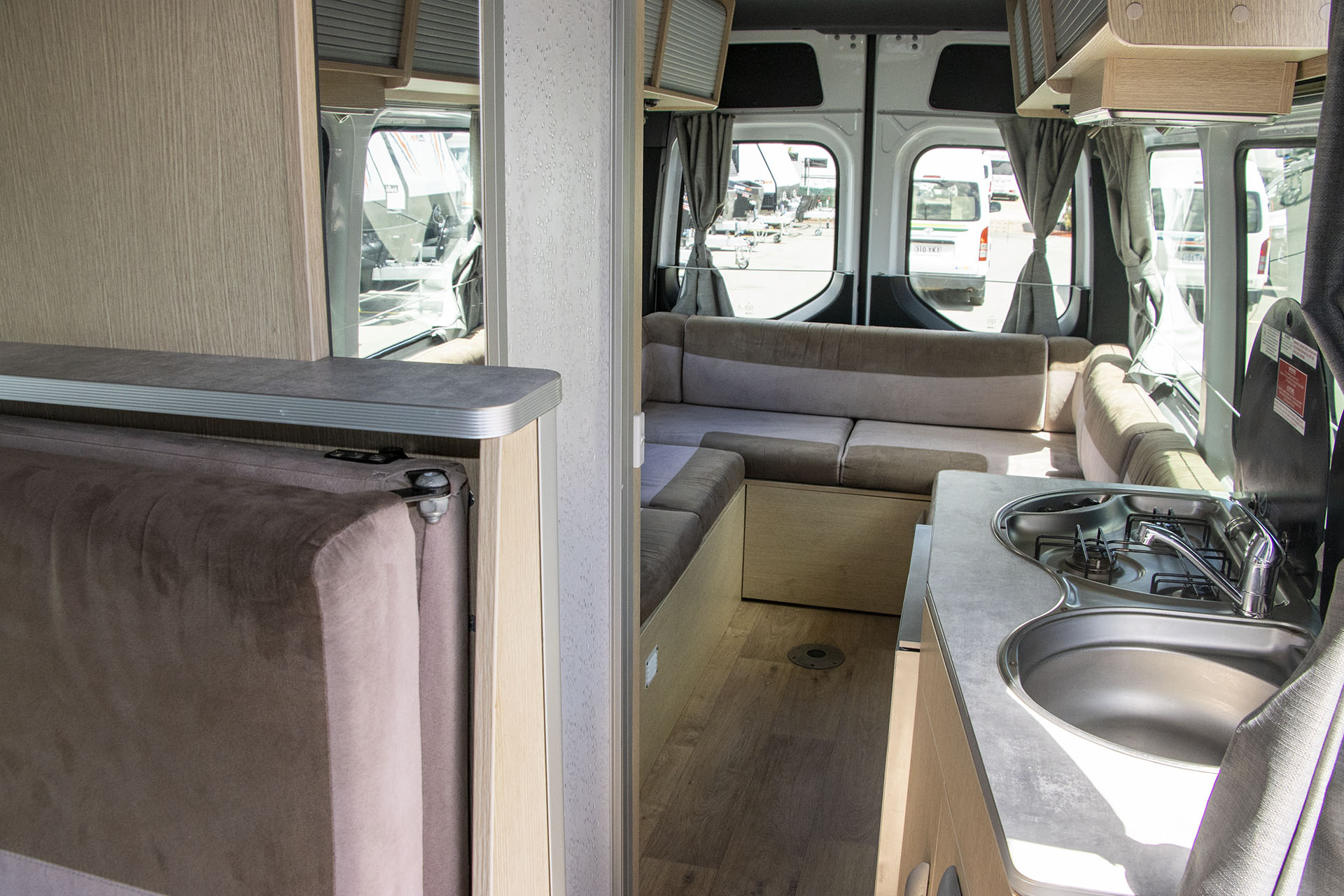 Carousel Popup Thumnails 24 - 2021 Kea Nomad M700 Mercedes 3 Berth