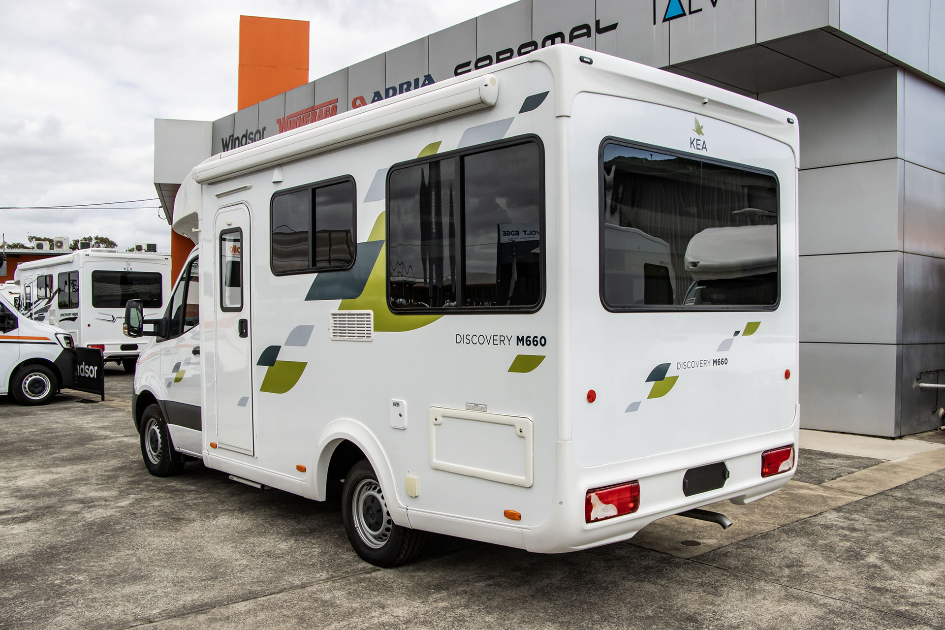 Carousel Popup Thumnails 8 - 2024 Kea Discovery M660 Mercedes 4 Berth