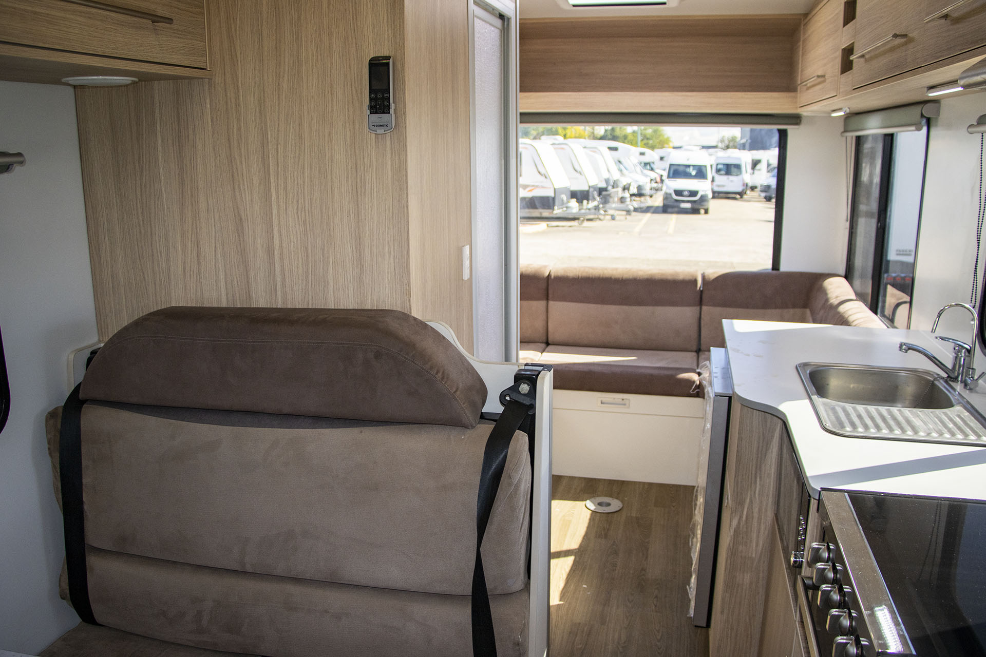 Carousel Popup Thumnails 29 - 2020 Kea River M721 Mercedes 6 Berth