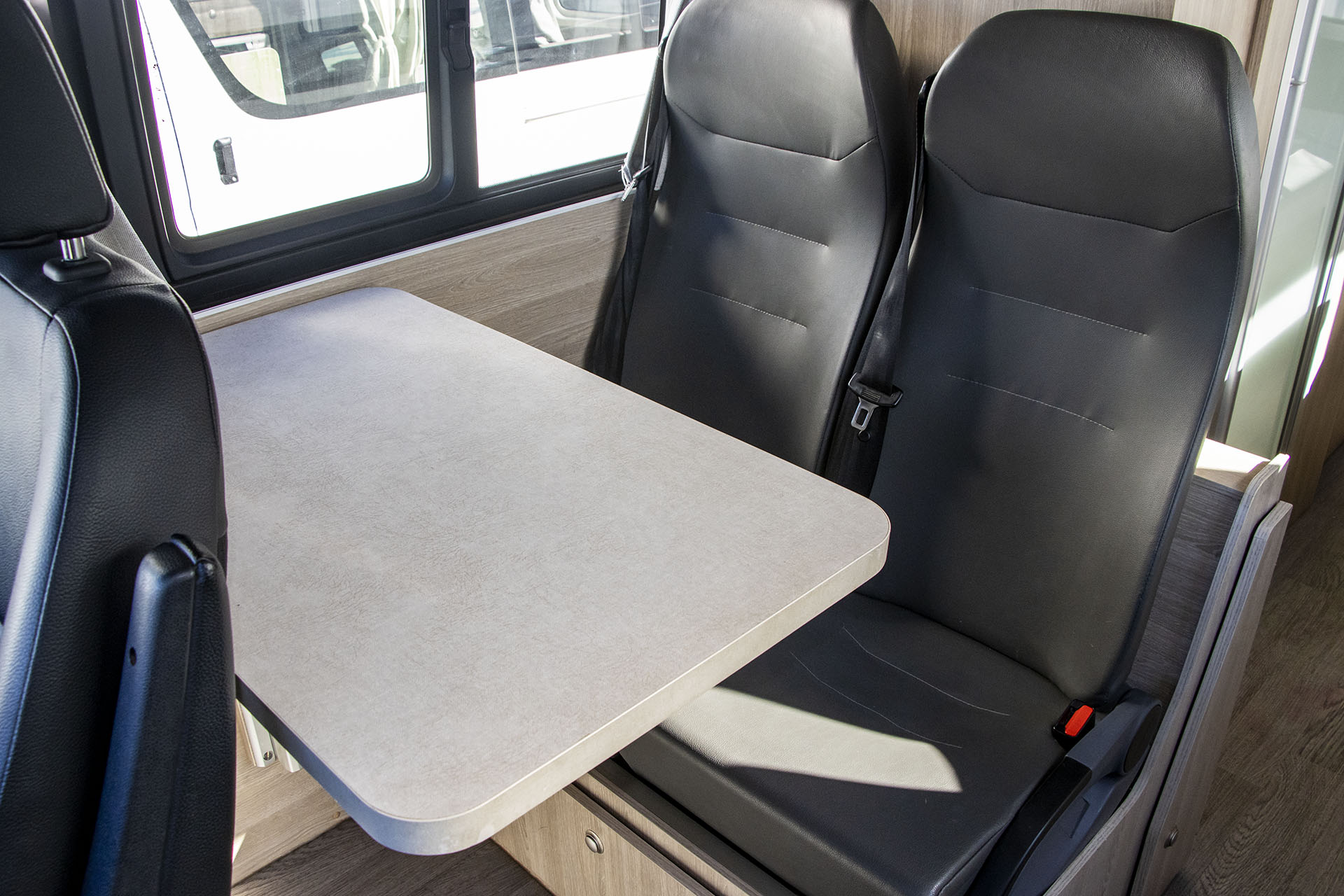 Carousel Popup Thumnails 19 - 2021 Talvor Euro Tourer Mercedes 2 Berth