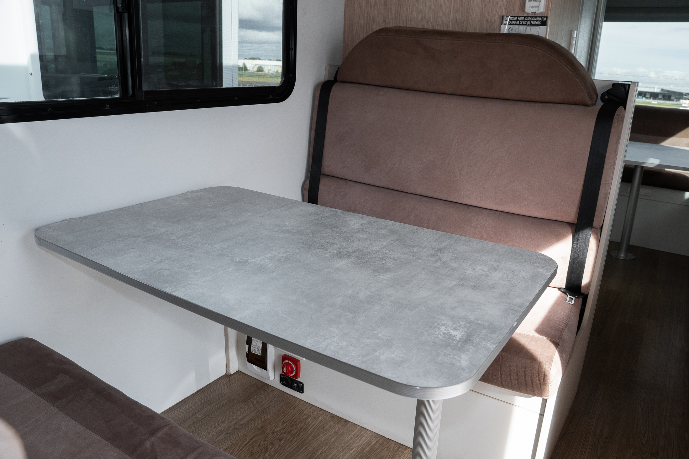 Carousel Popup Thumnails 28 - 2021 Mercedes-Benz River M721 6 Berth