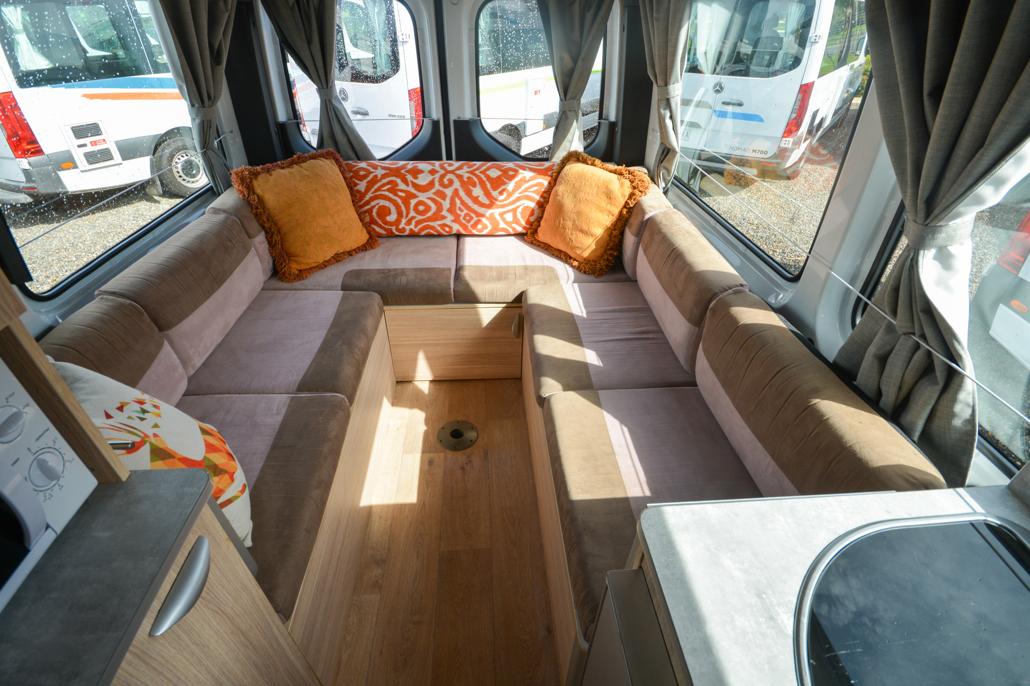 Carousel Popup Thumnails 15 - 2021 Kea Nomad M700 Mercedes 3 Berth