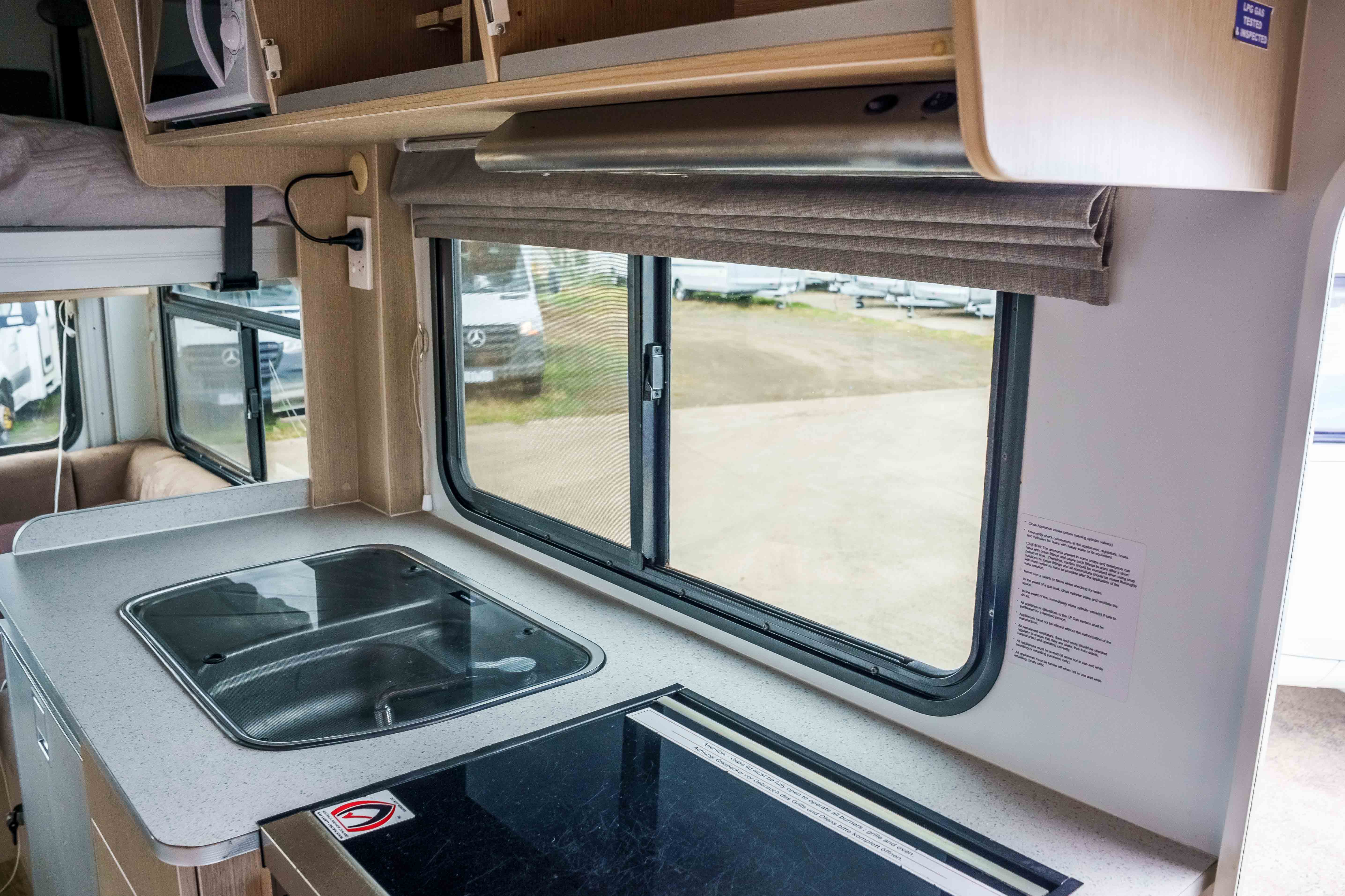 Carousel Popup Thumnails 12 - 2021 Kea Discovery M660 Mercedes 4 Berth