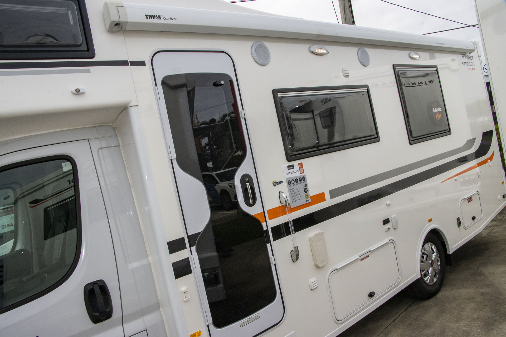 Carousel Popup Thumnails 5 - 2023 Windsor Simpson Fiat 4 Berth