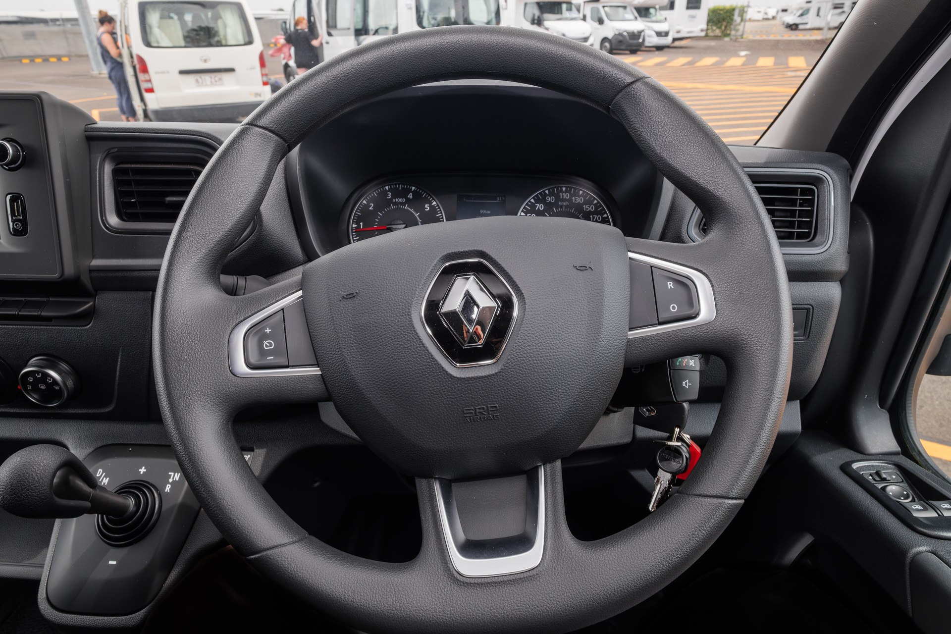 Carousel Popup Thumnails 9 - 2024 Windsor Daintree Renault 2 Berth