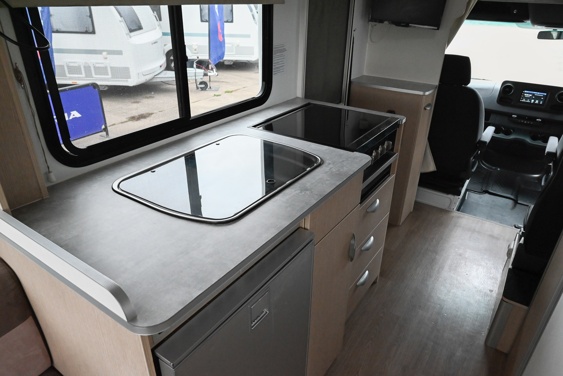 Carousel Popup Thumnails 25 - 2021 Kea Discovery M660 Mercedes 4 Berth