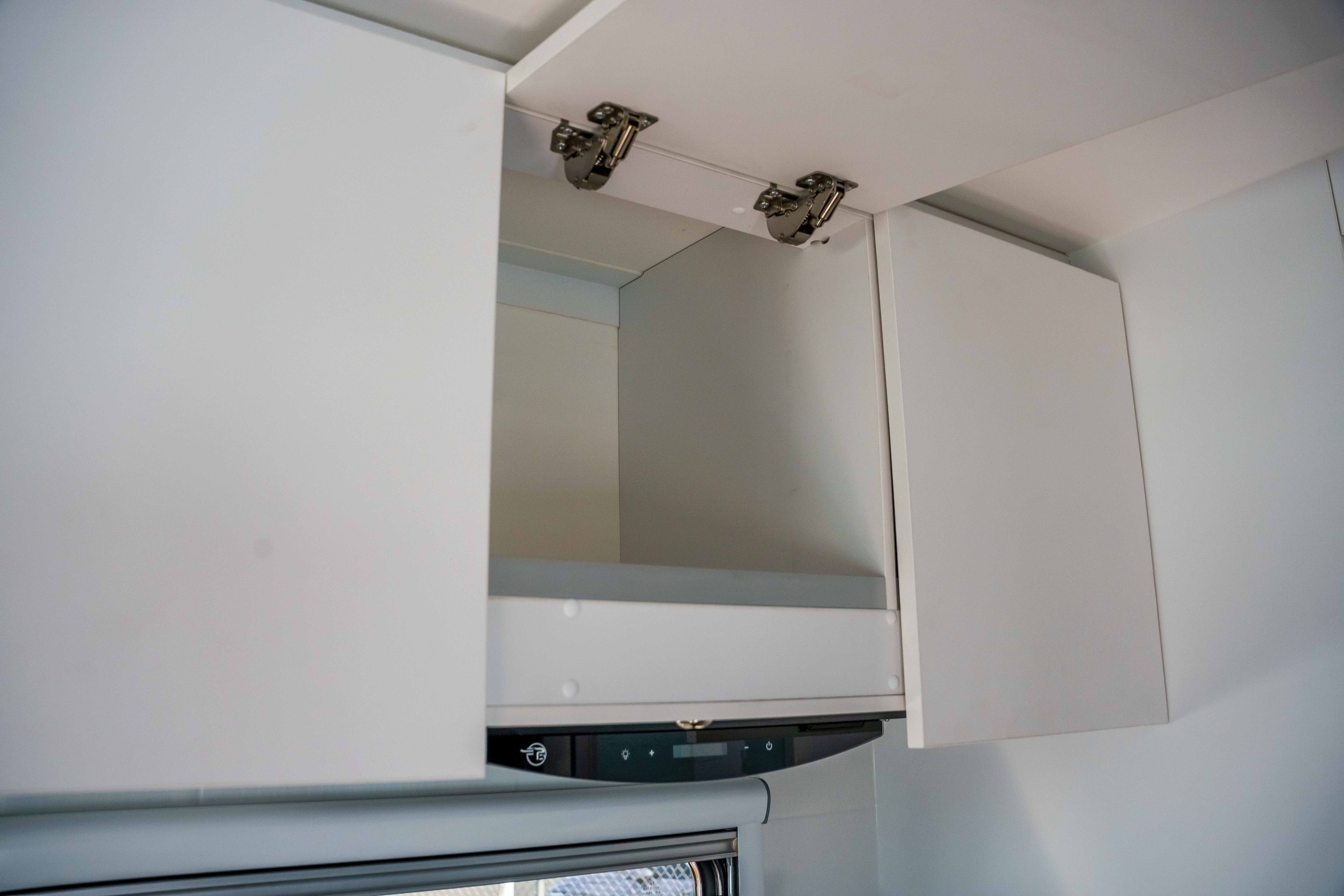 Carousel Popup Thumnails 12 - 2024 Windsor Daintree Renault 2 Berth