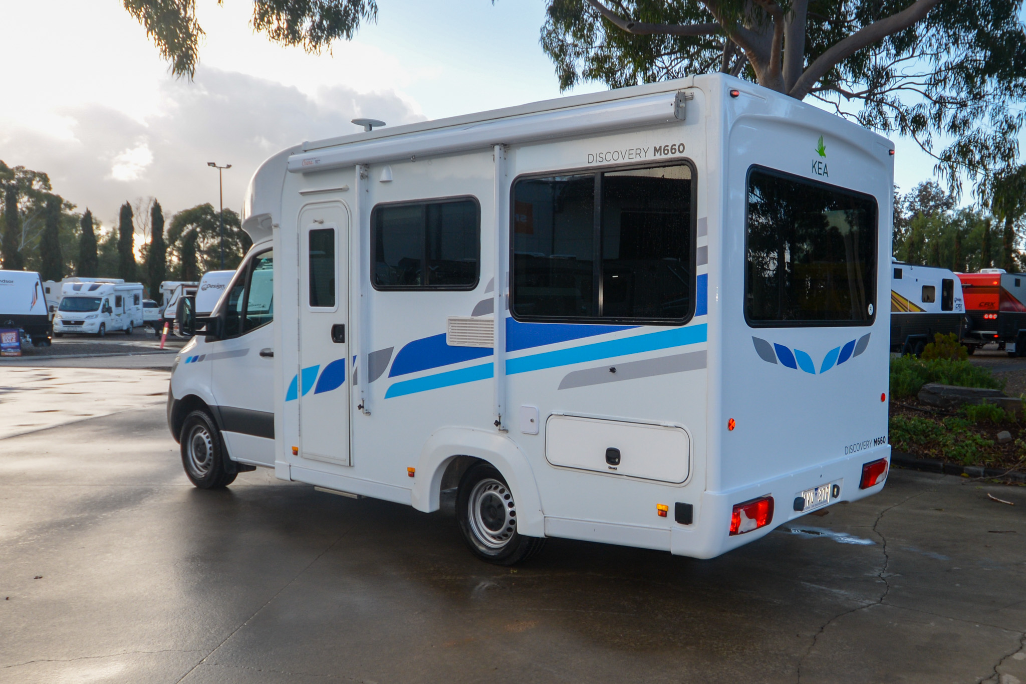 Carousel Popup Thumnails 7 - 2021 Kea Discovery M660 Mercedes 4 Berth